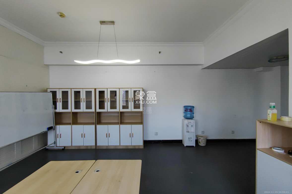 福泰国际 1室1厅1卫 1500.0元/月 福泰国际 1室1厅1卫 1500.0元/月室内图