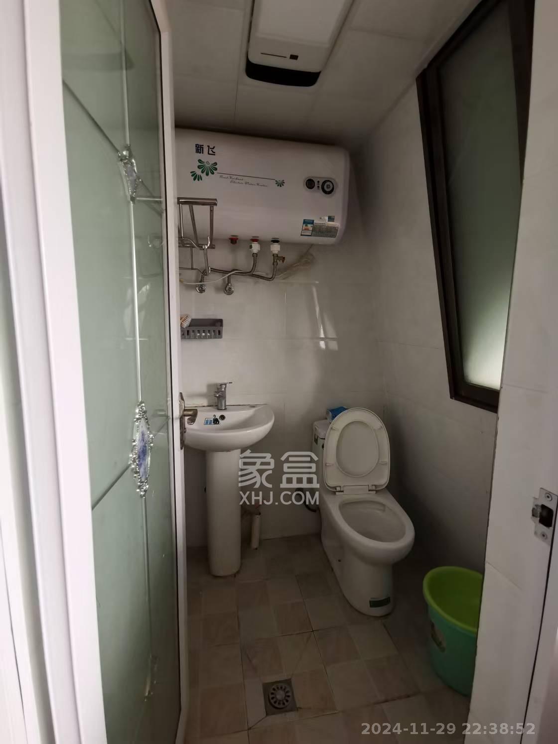 城南郡 1室1厅1卫 900.0元/月 城南郡 1室1厅1卫 900.0元/月室内图