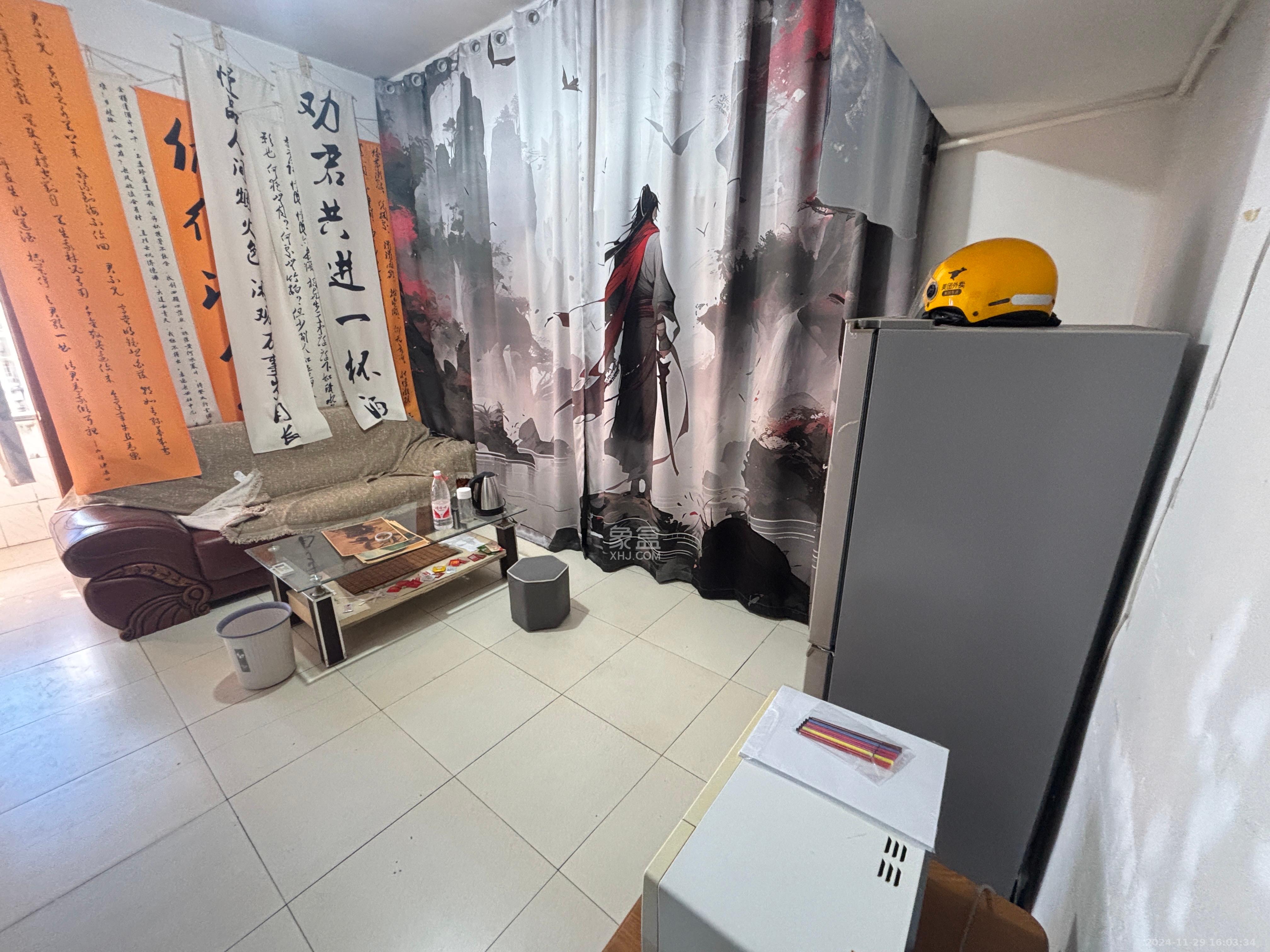 东瓜山二村  1室1厅1卫   1200.00元/月室内图
