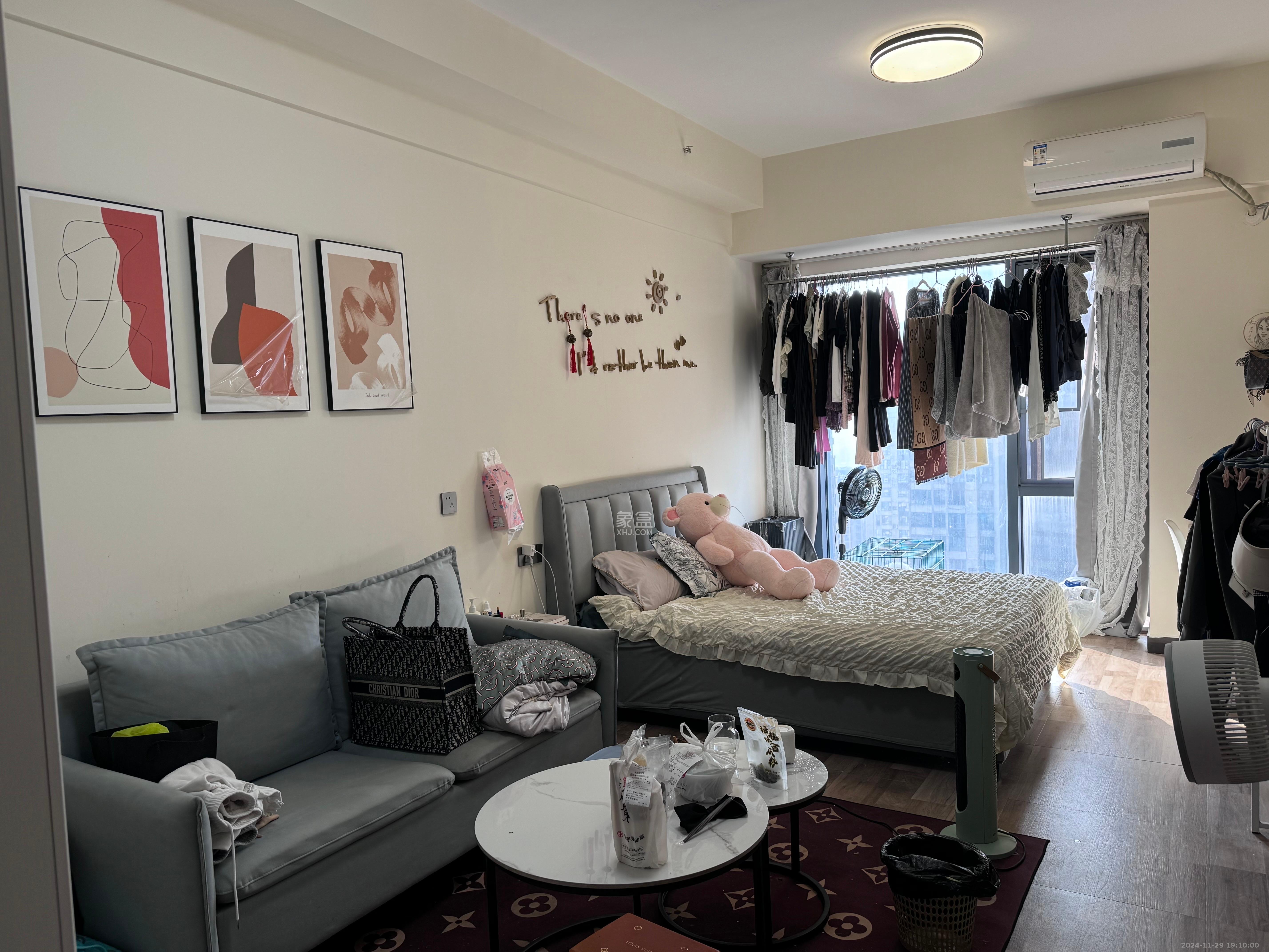 万润时光里  1室1厅1卫    1800.0元/月室内图