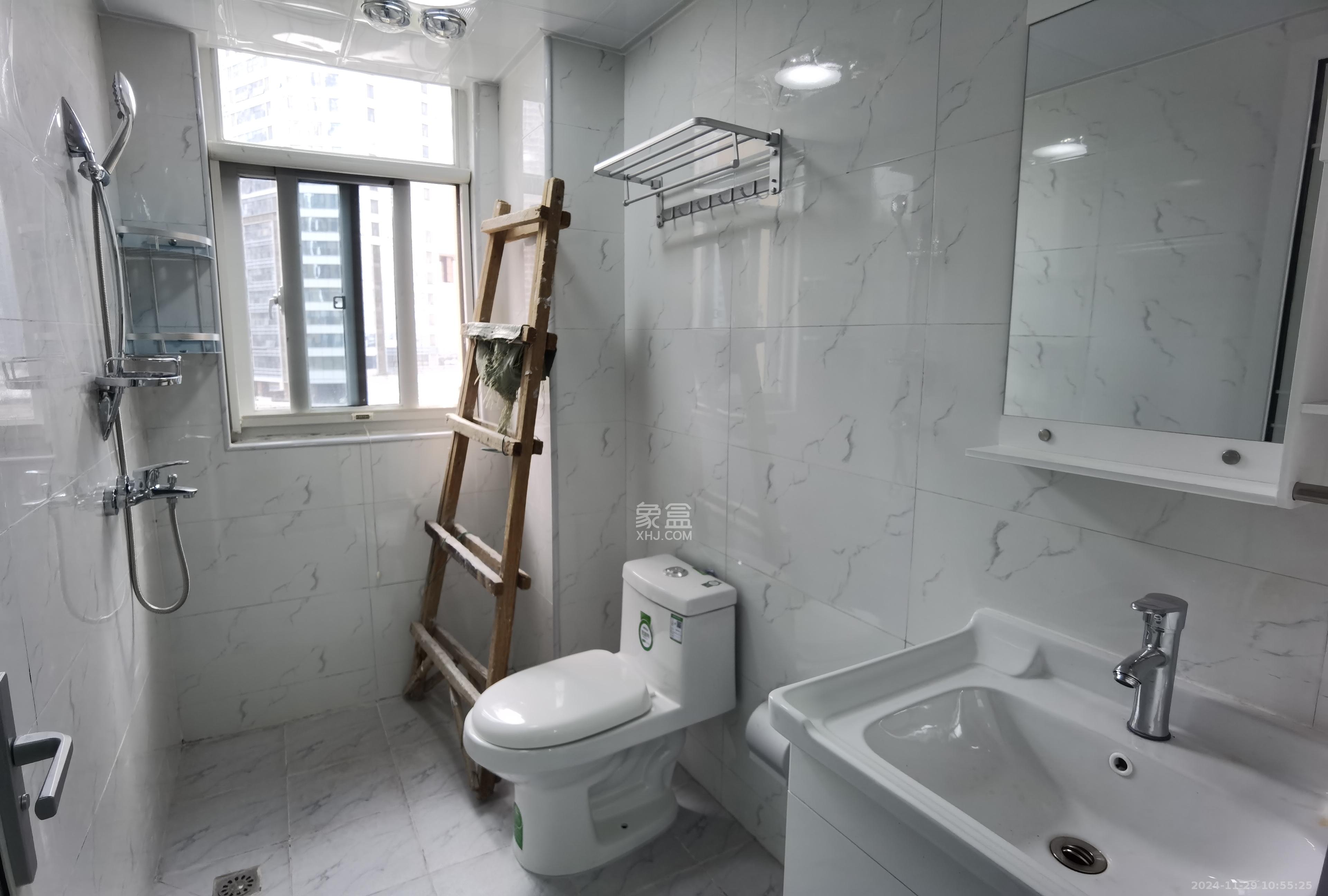 北辰三角洲C2区 3室2厅2卫 3700.0元/月 北辰三角洲C2区 3室2厅2卫 3700.0元/月室内图