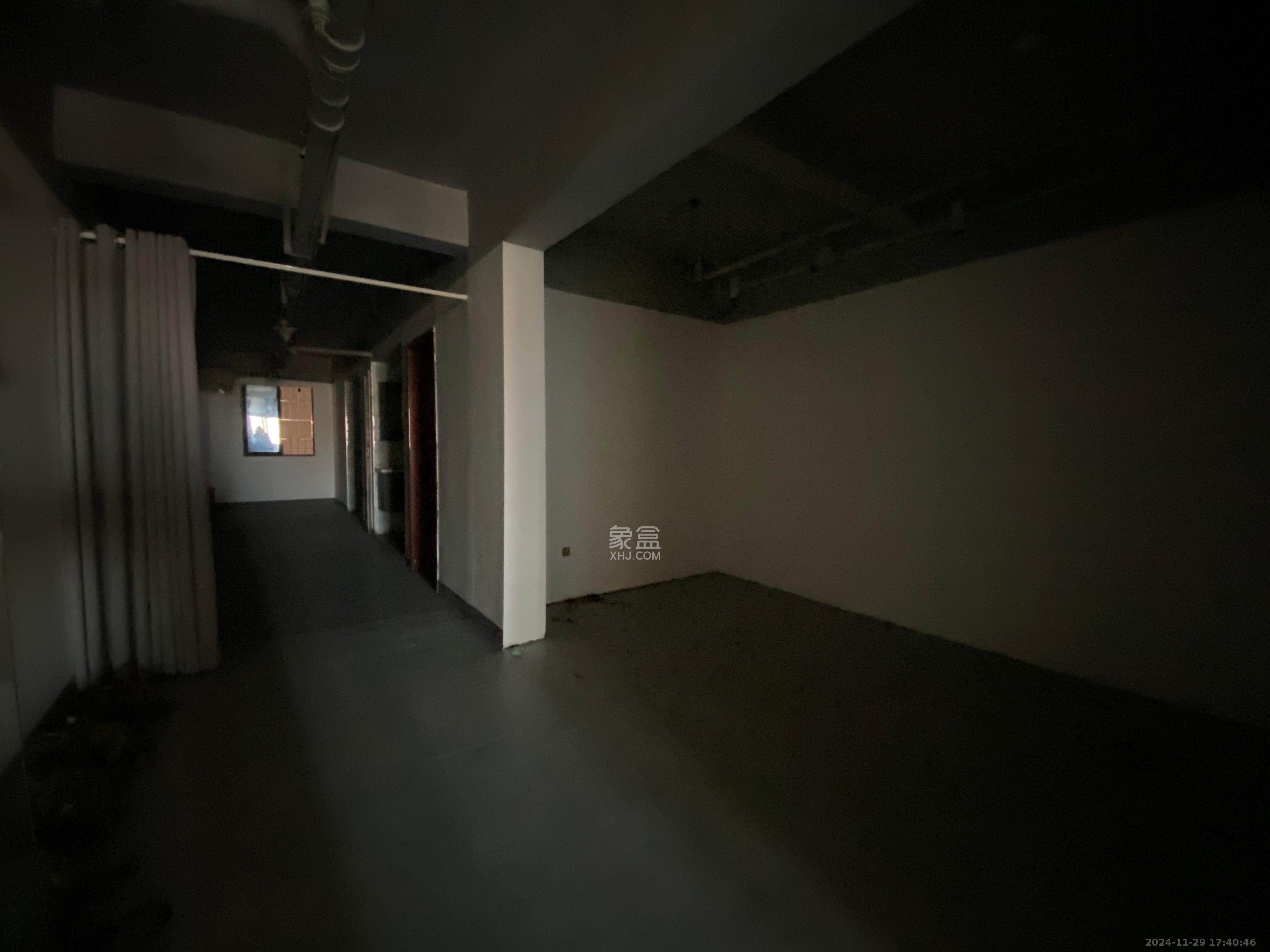 尚城 1室1厅1卫 9000.0元/月 尚城 1室1厅1卫 9000.0元/月室内图