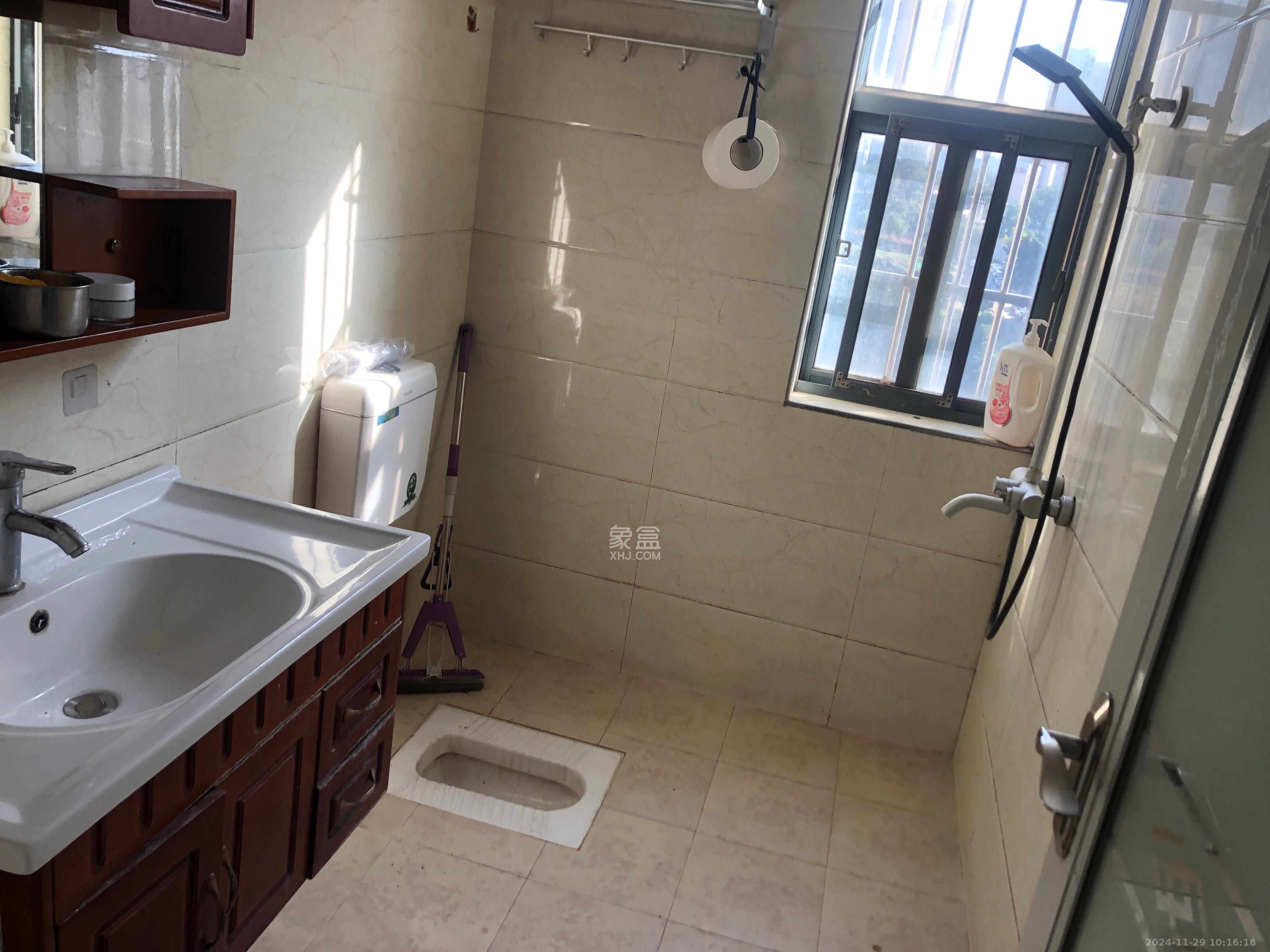 天赐良园 2室2厅1卫 1800.0元/月 天赐良园 2室2厅1卫 1800.0元/月室内图