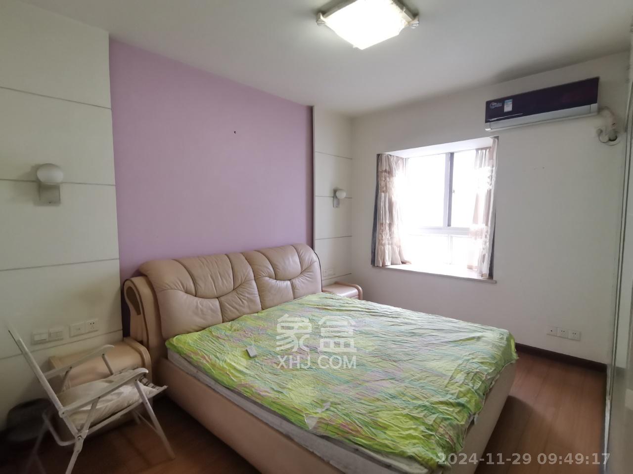 一品东庭  3室2厅2卫   2800.00元/月室内图