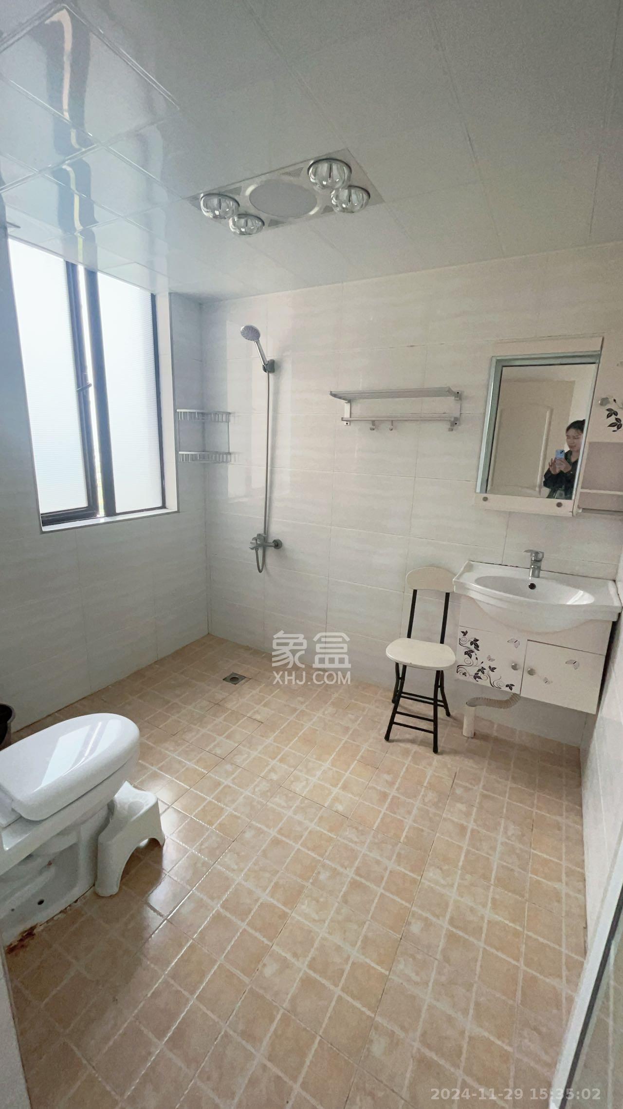 梅溪鑫苑名家 3室2厅1卫 2500.0元/月 梅溪鑫苑名家 3室2厅1卫 2500.0元/月室内图