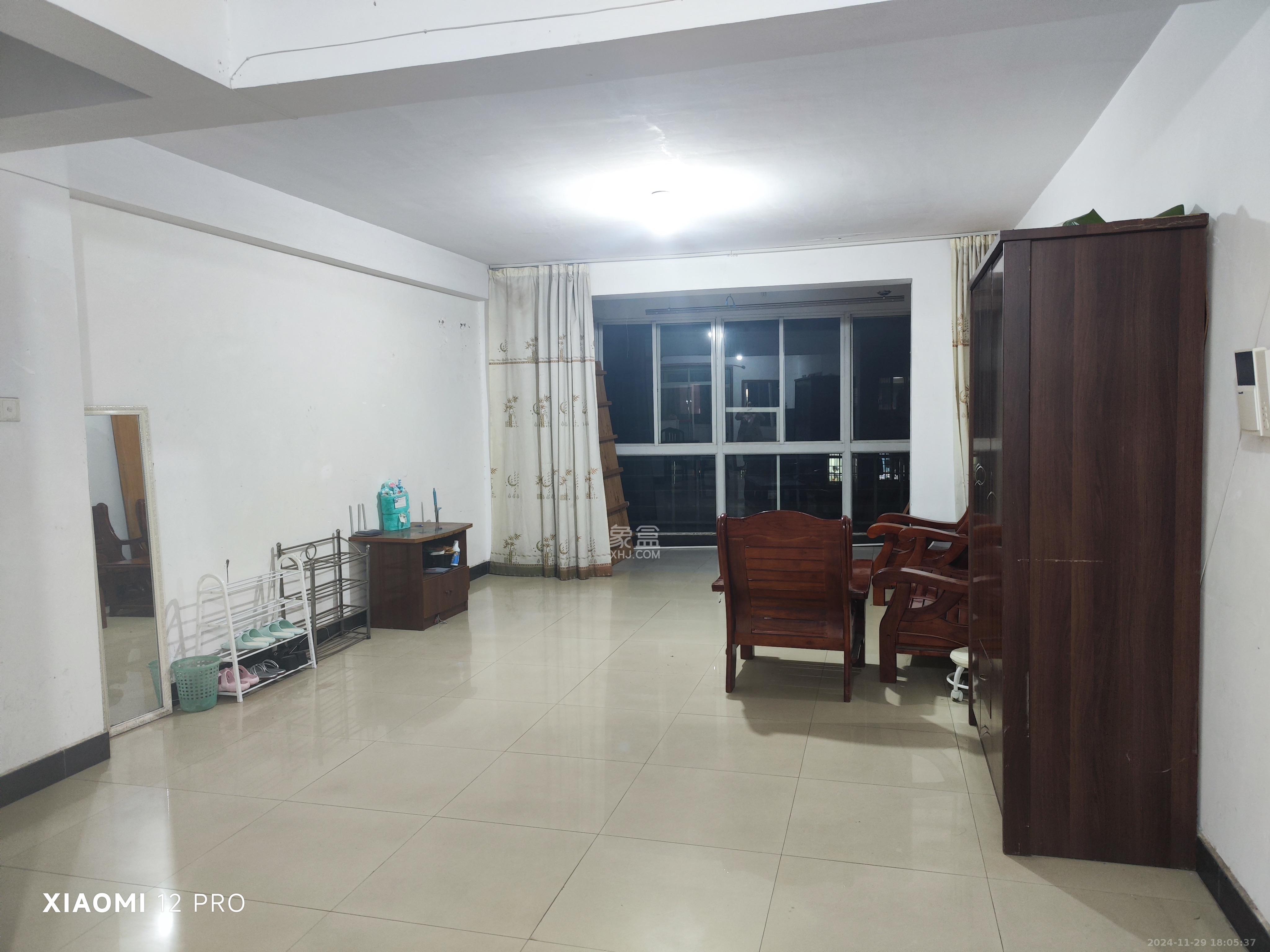 福乐康城 3室2厅1卫 1800.0元/月 福乐康城 3室2厅1卫 1800.0元/月室内图