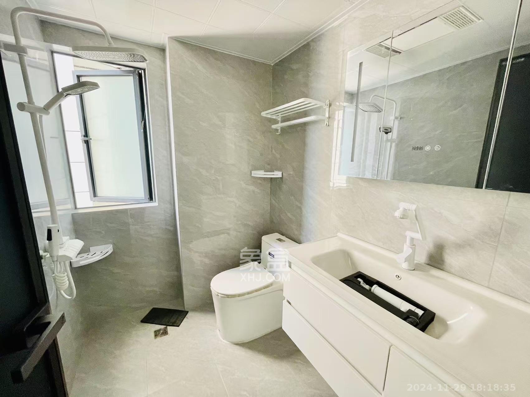 长房云尚公馆 3室2厅2卫 2800.0元/月 长房云尚公馆 3室2厅2卫 2800.0元/月室内图