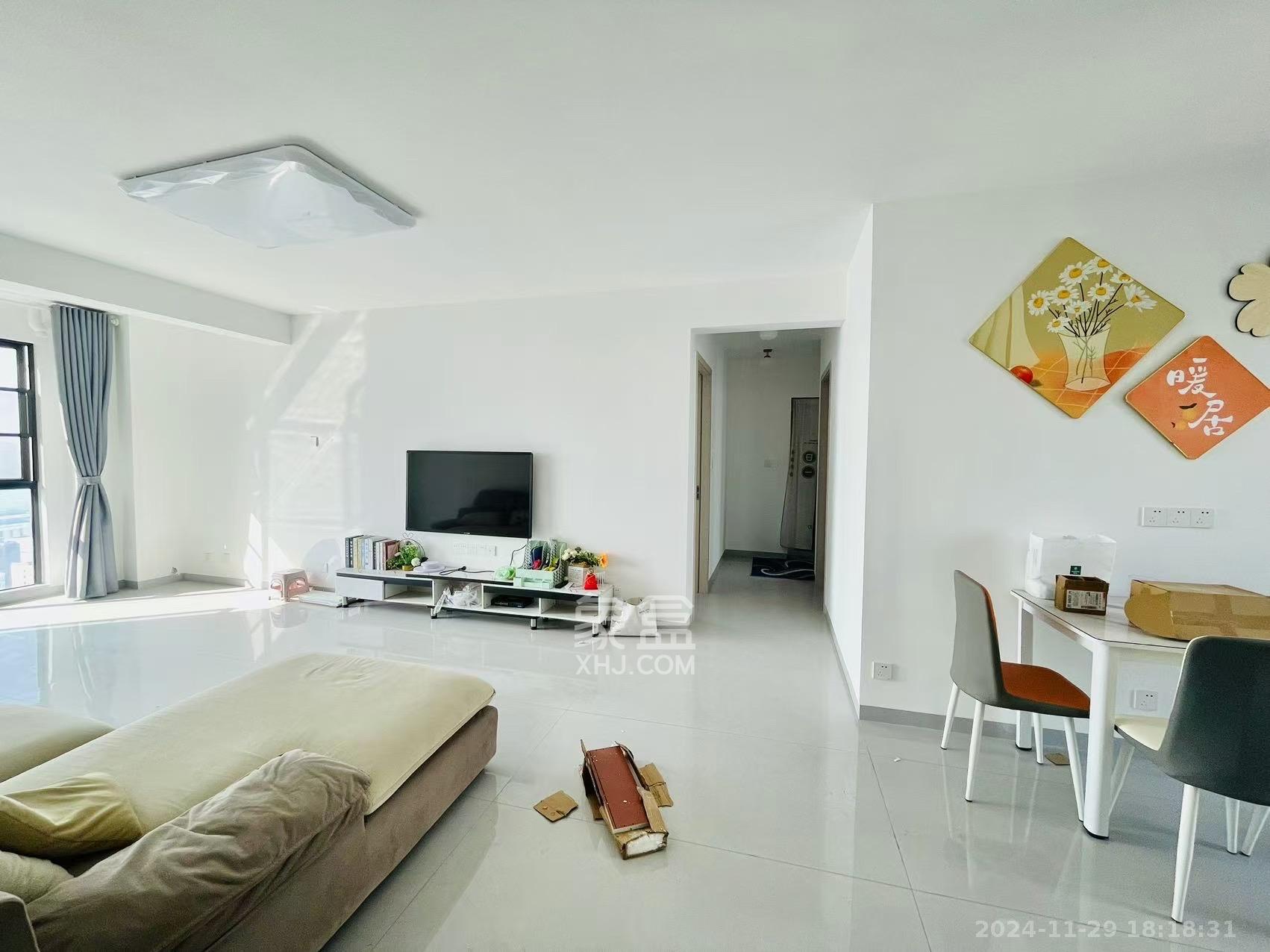 长房云尚公馆 3室2厅2卫 2800.0元/月 长房云尚公馆 3室2厅2卫 2800.0元/月室内图