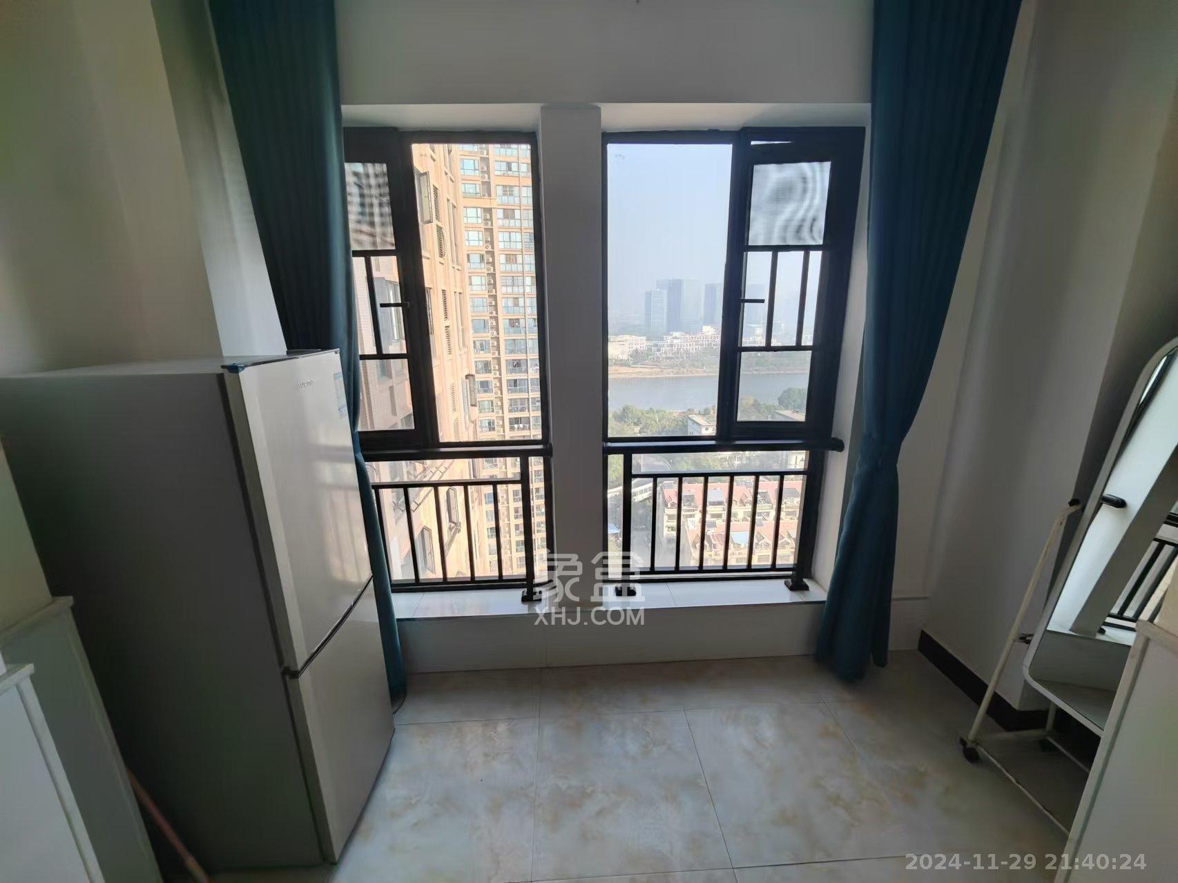 万象凯旋湾 1室1厅1卫 2000.0元/月 万象凯旋湾 1室1厅1卫 2000.0元/月室内图