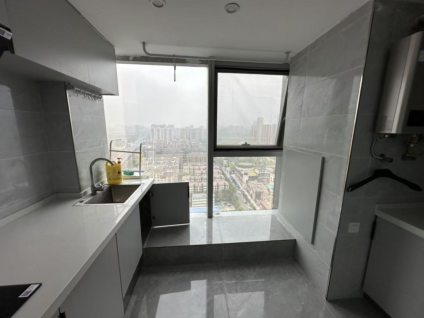 卓越伊景寓  2室1厅1卫   2200.00元/月户型图