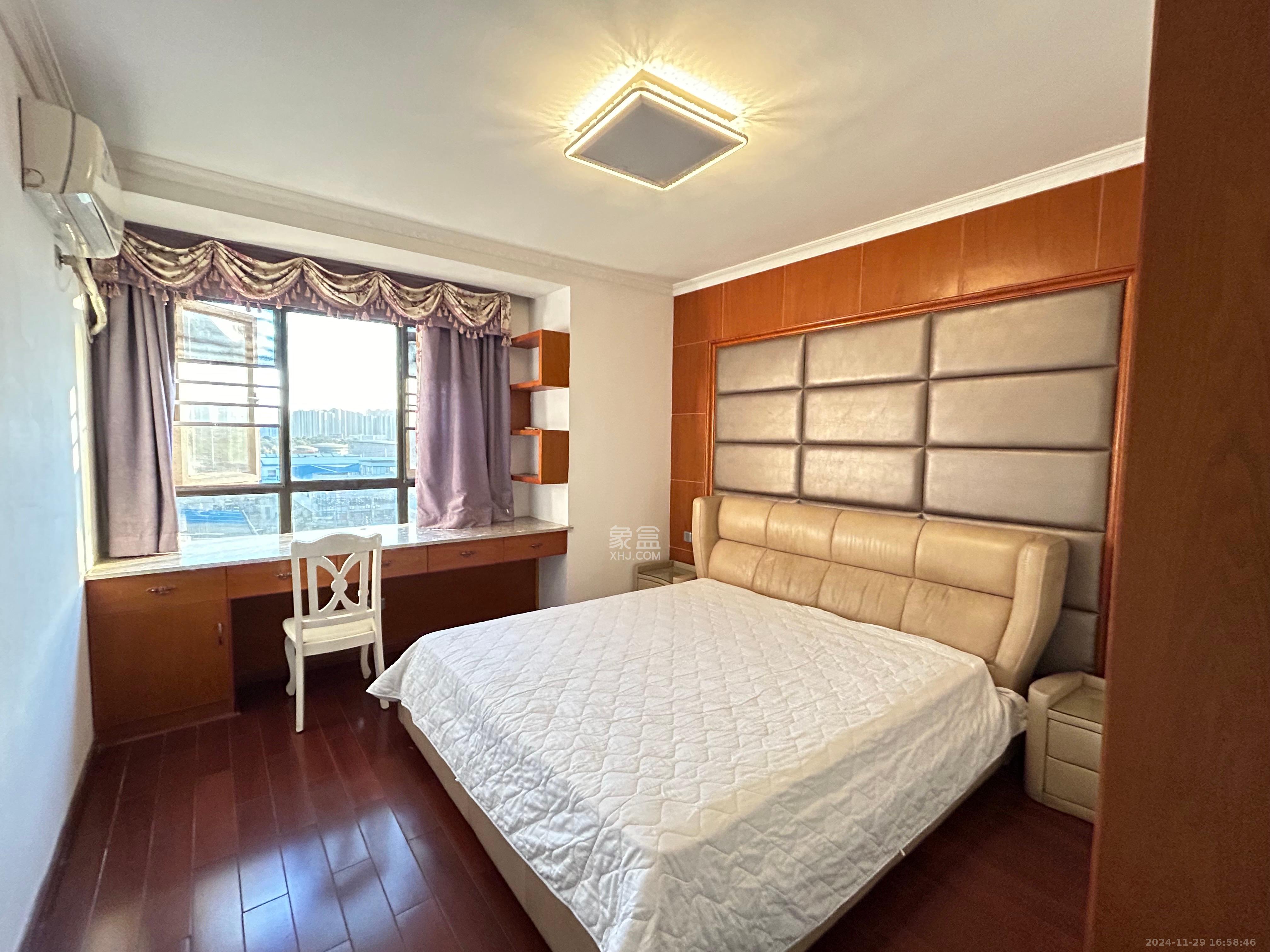 东岸梅园小区 3室2厅2卫 2800.0元/月 东岸梅园小区 3室2厅2卫 2800.0元/月室内图