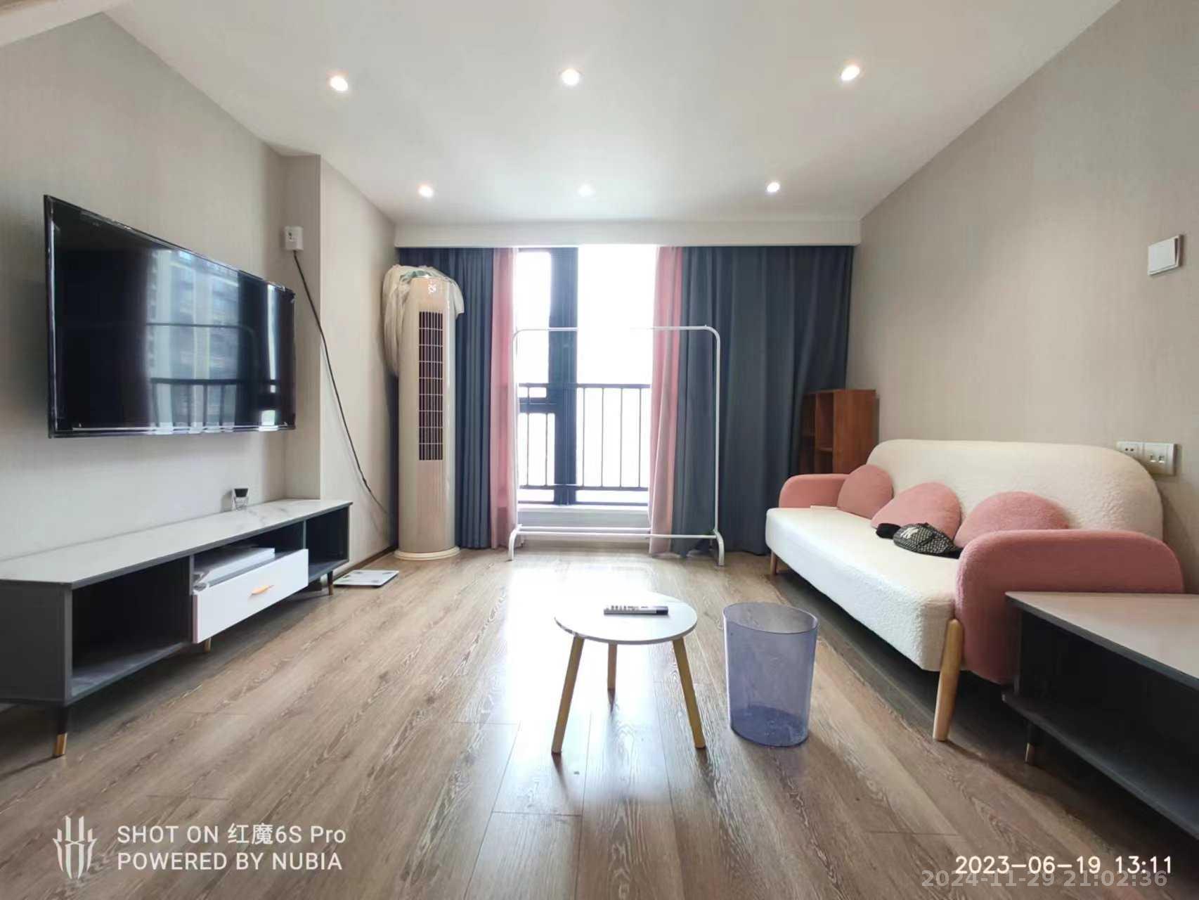 华远海蓝郡 2室1厅1卫 1300.0元/月 华远海蓝郡 2室1厅1卫 1300.0元/月室内图