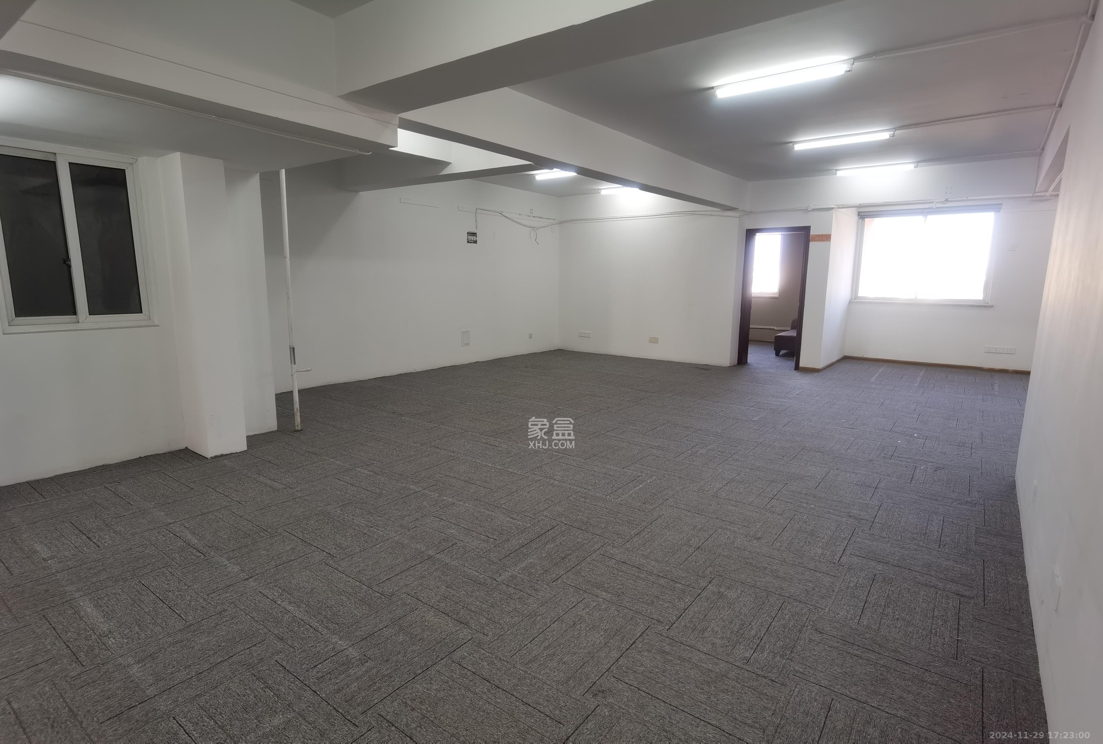 建鸿达现代公寓 1室1厅1卫 13800.0元/月 建鸿达现代公寓 1室1厅1卫 13800.0元/月室内图