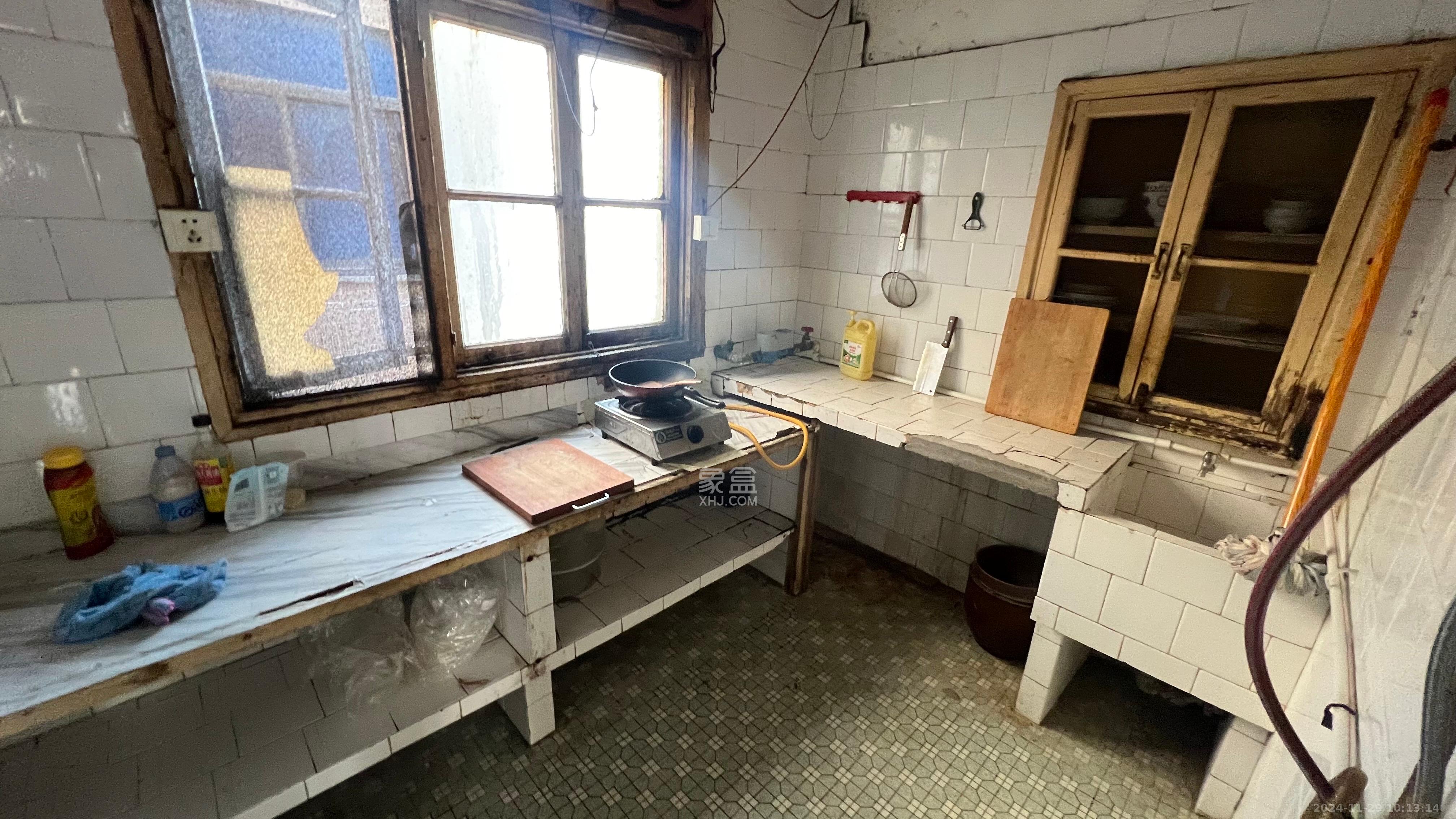 马王堆农业银行宿舍 3室1厅1卫 1400.0元/月 马王堆农业银行宿舍 3室1厅1卫 1400.0元/月室内图