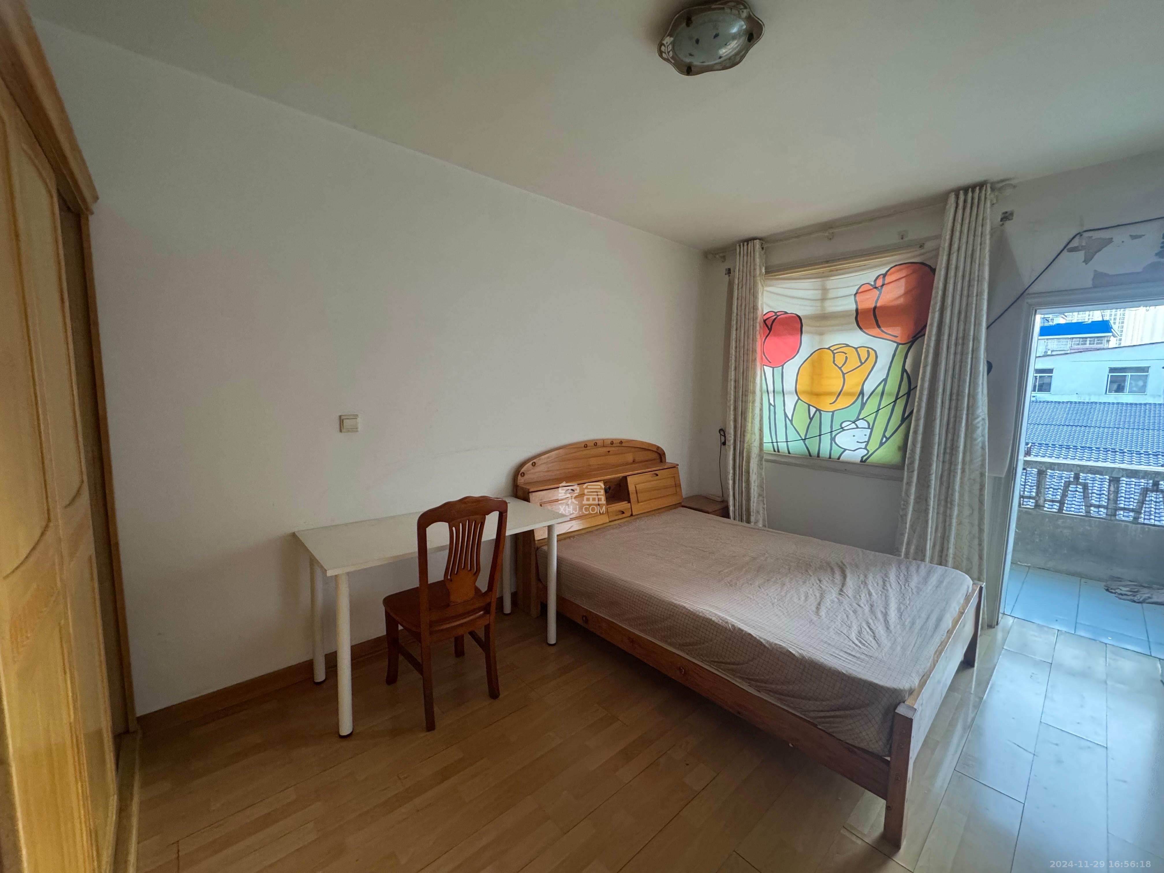 民主东街散盘 3室2厅1卫 2400.0元/月 民主东街散盘 3室2厅1卫 2400.0元/月室内图