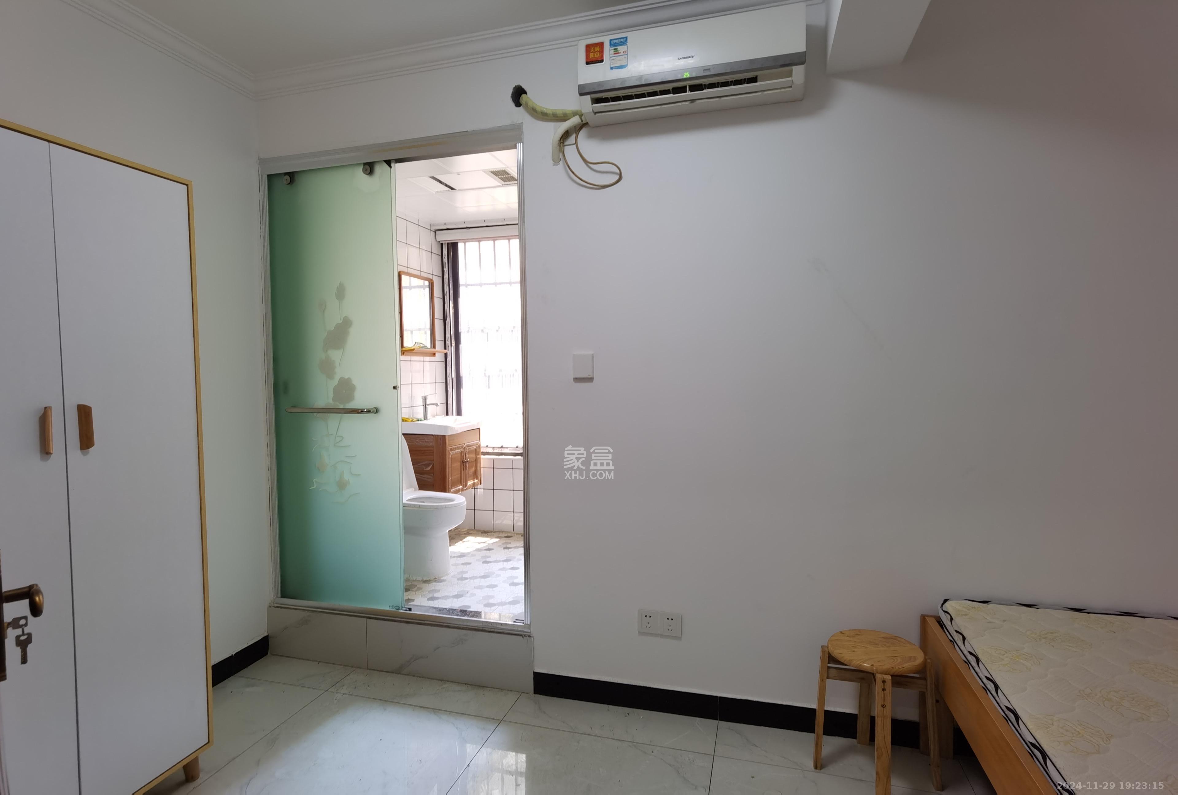 武广新都汇(新都华府二期) 1室0厅0卫 2200.0元/月 武广新都汇(新都华府二期) 1室0厅0卫 2200.0元/月室内图