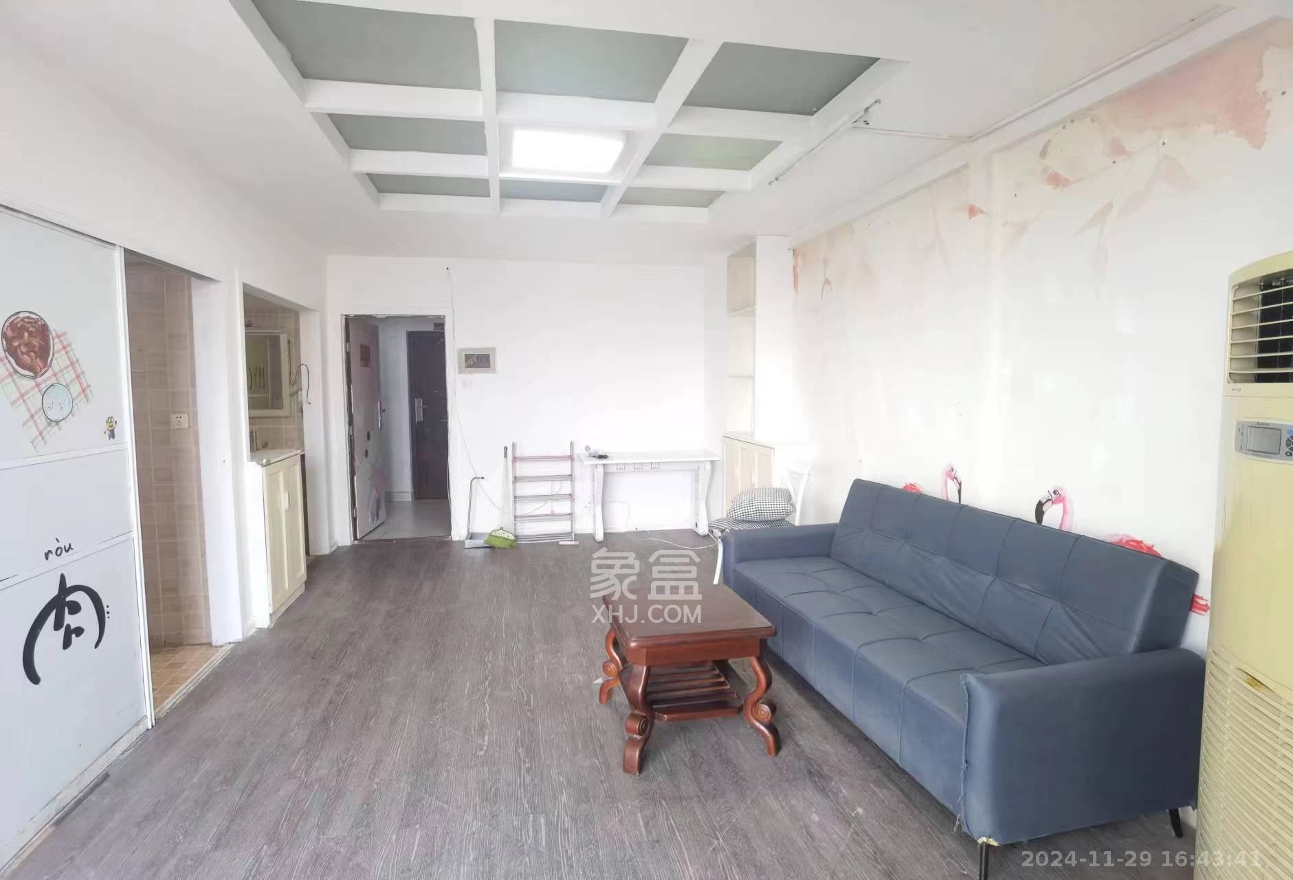 香颂国际  1室1厅1卫    1300.0元/月 香颂国际  1室1厅1卫    1300.0元/月室内图