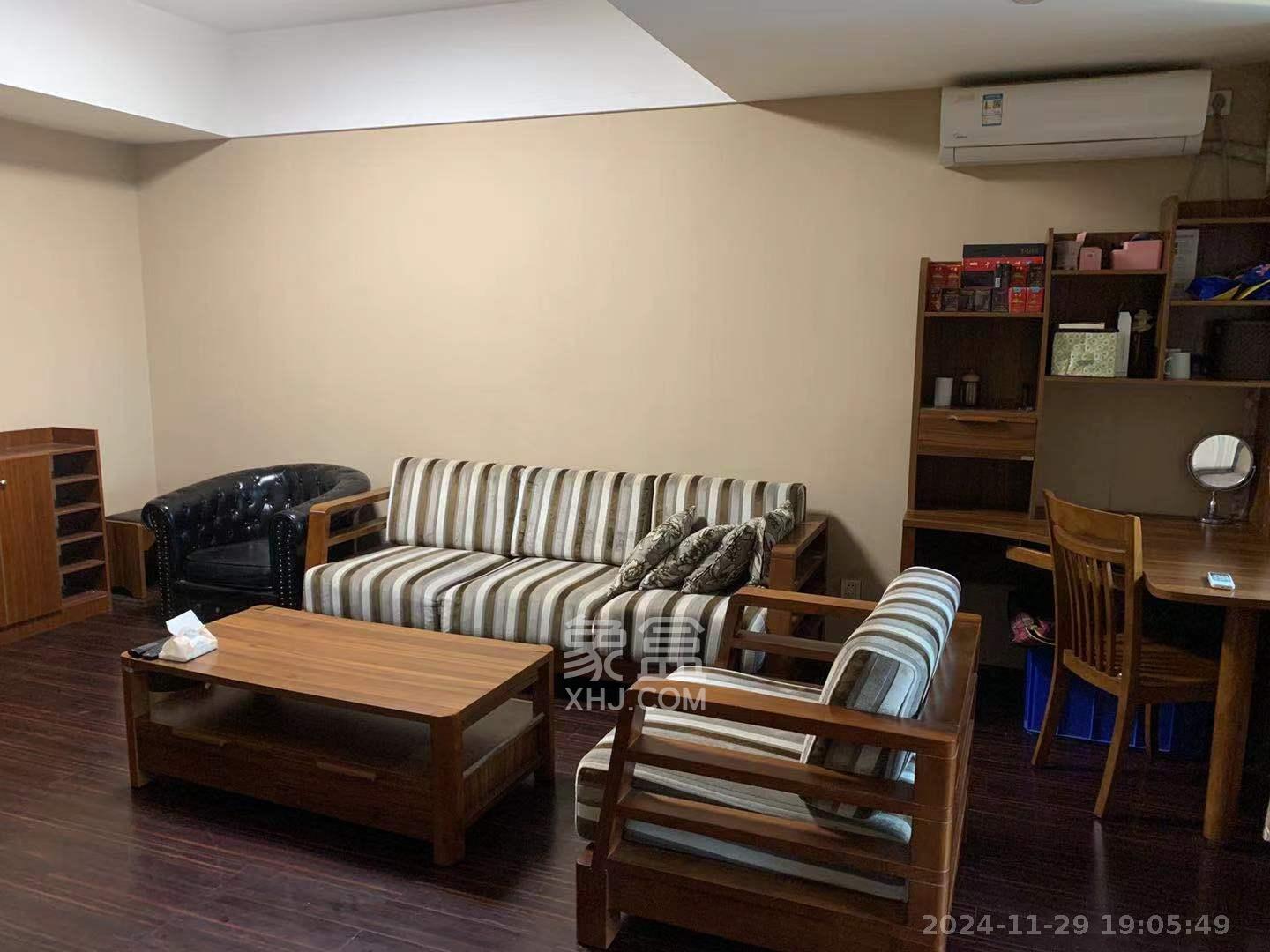 德思勤城市广场(宝格丽公寓) 1室1厅1卫 2000.0元/月 德思勤城市广场(宝格丽公寓) 1室1厅1卫 2000.0元/月室内图