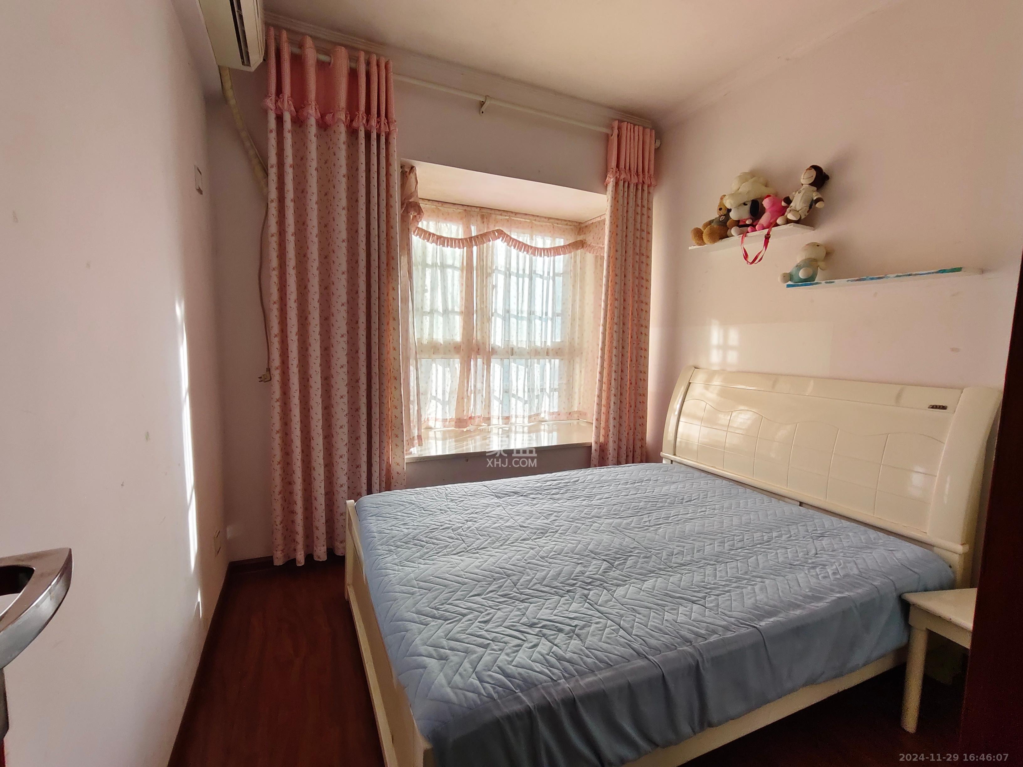 佳美星城  3室2厅2卫    1800.0元/月 佳美星城  3室2厅2卫    1800.0元/月室内图