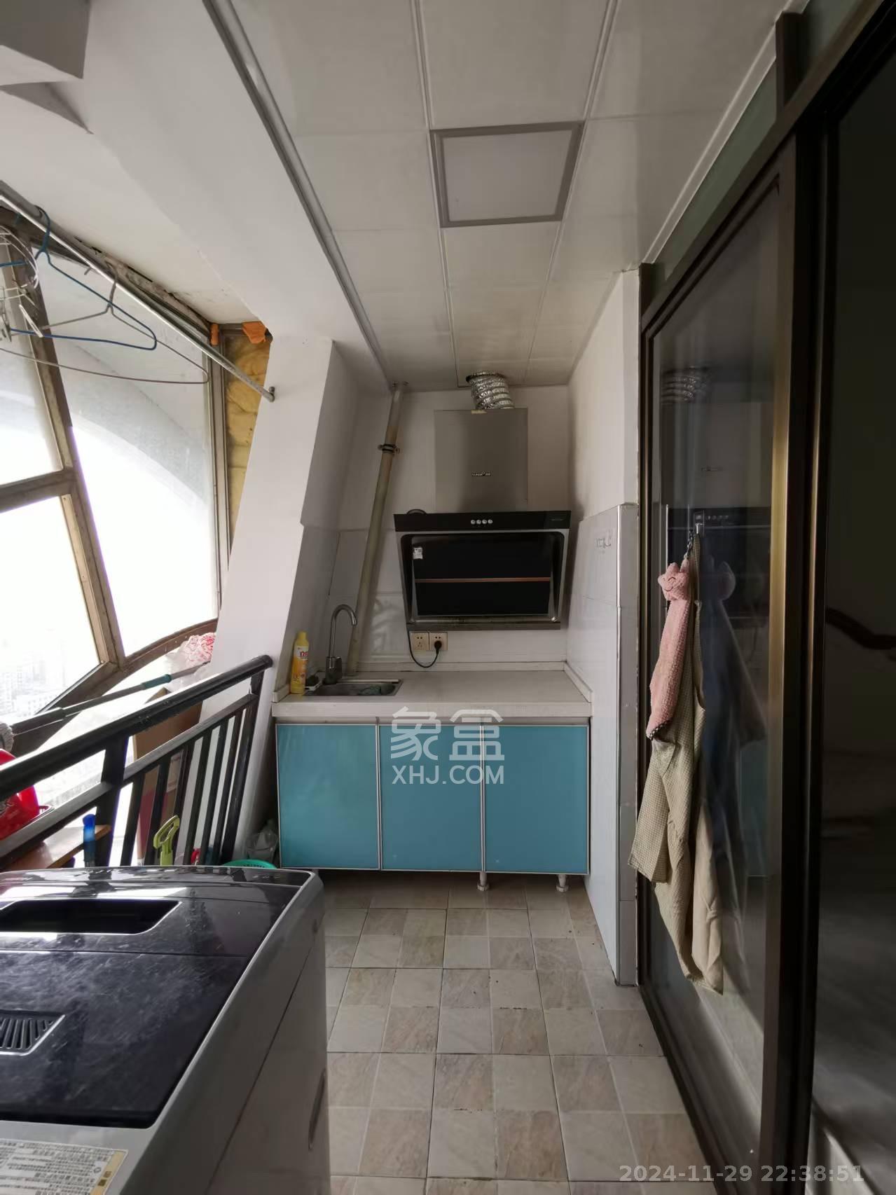 城南郡 1室1厅1卫 900.0元/月 城南郡 1室1厅1卫 900.0元/月室内图