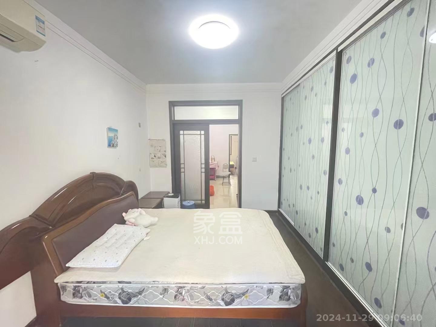 古堆山巷住宅区南湖路宿舍329号 2室1厅1卫 1500.0元/月 古堆山巷住宅区南湖路宿舍329号 2室1厅1卫 1500.0元/月室内图