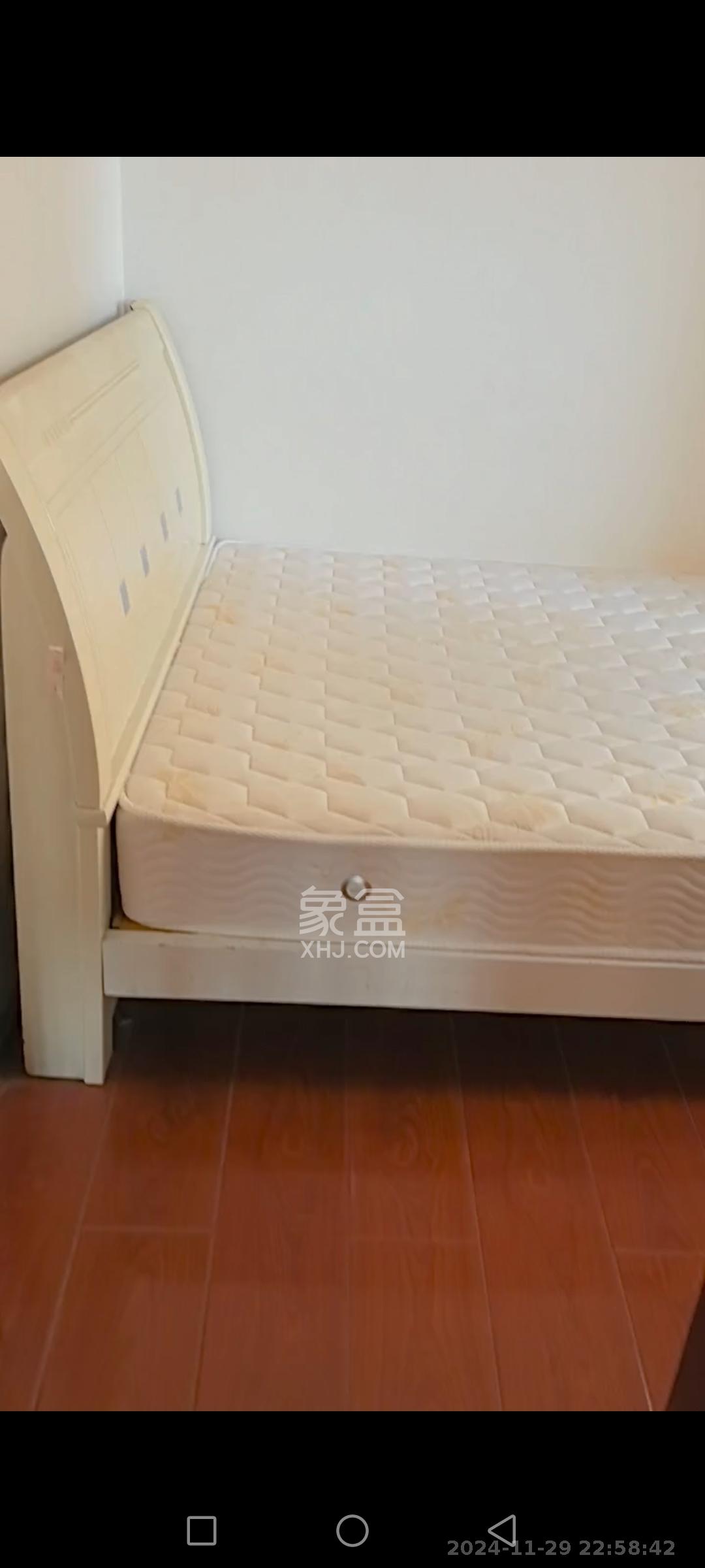 水岸世景 3室2厅1卫 2000.0元/月 水岸世景 3室2厅1卫 2000.0元/月室内图