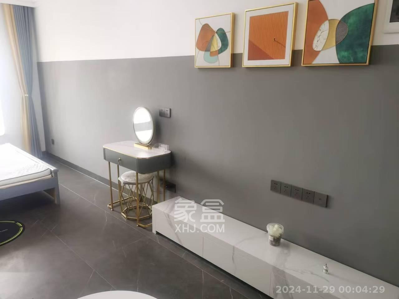 保利香槟国际 1室1厅1卫 1300.0元/月 保利香槟国际 1室1厅1卫 1300.0元/月室内图