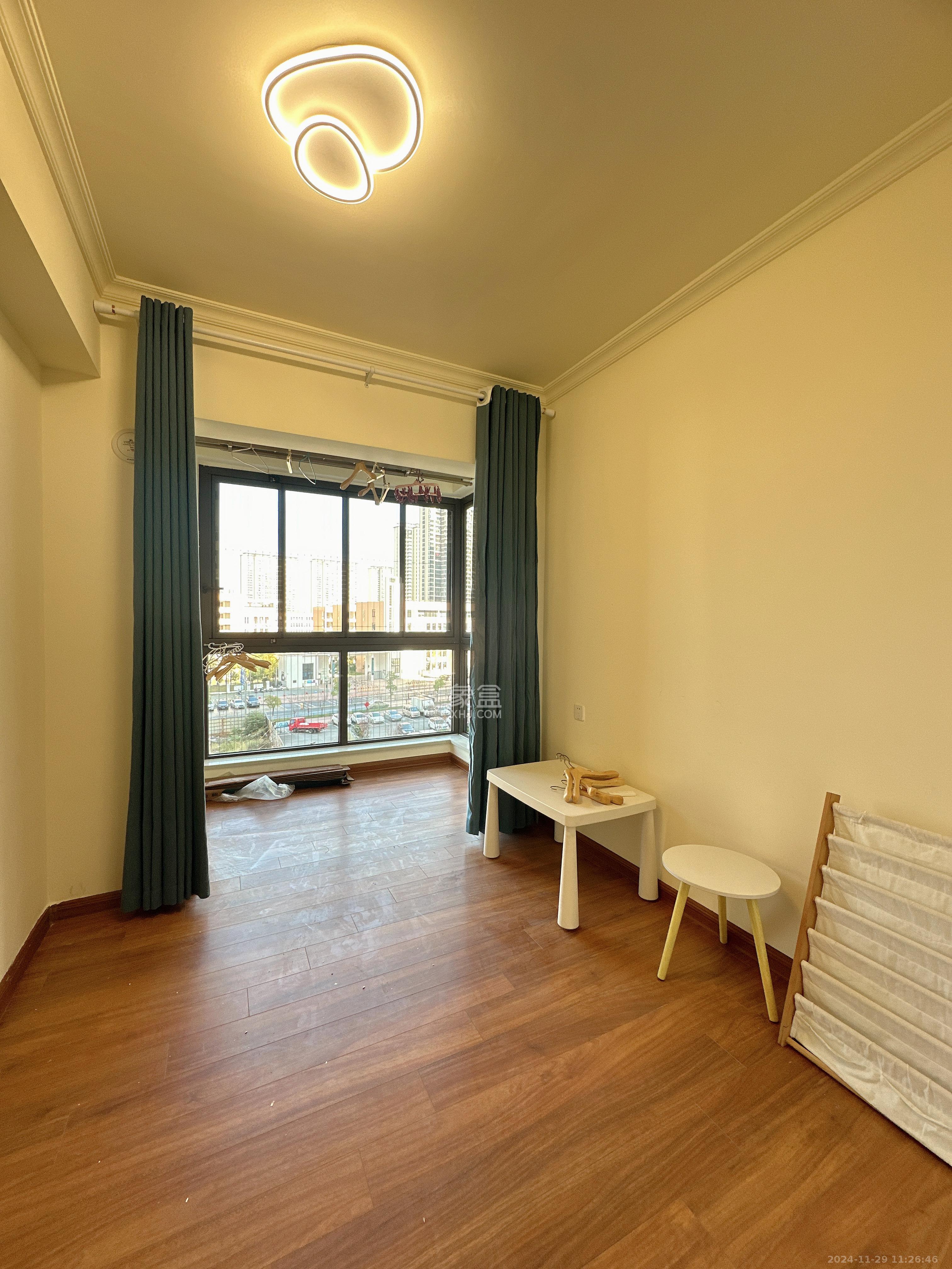 碧桂园翘楚棠 3室2厅2卫 2600.0元/月 碧桂园翘楚棠 3室2厅2卫 2600.0元/月室内图