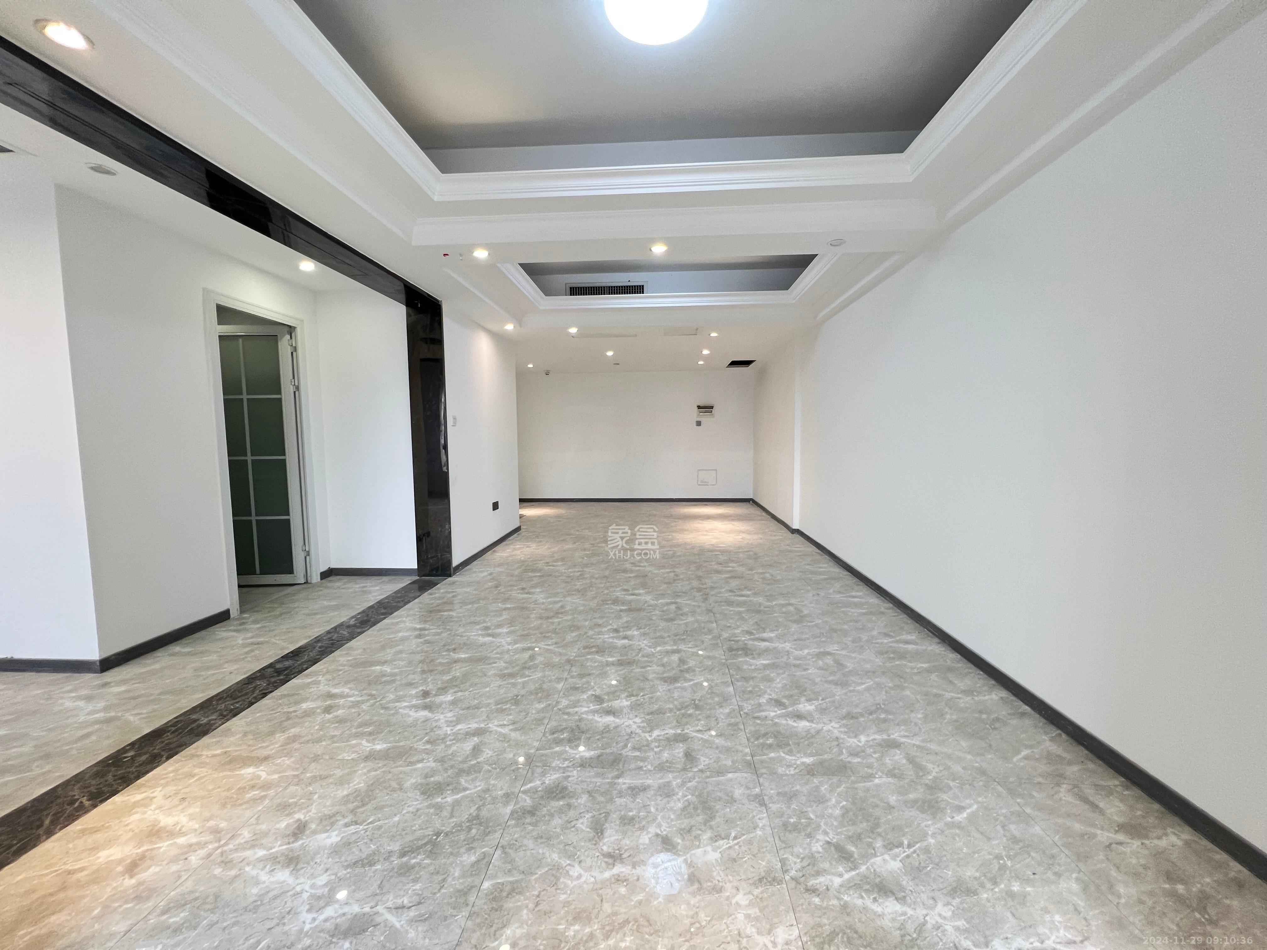 华晨国际公馆 8室2厅1卫 7500.0元/月 华晨国际公馆 8室2厅1卫 7500.0元/月室内图