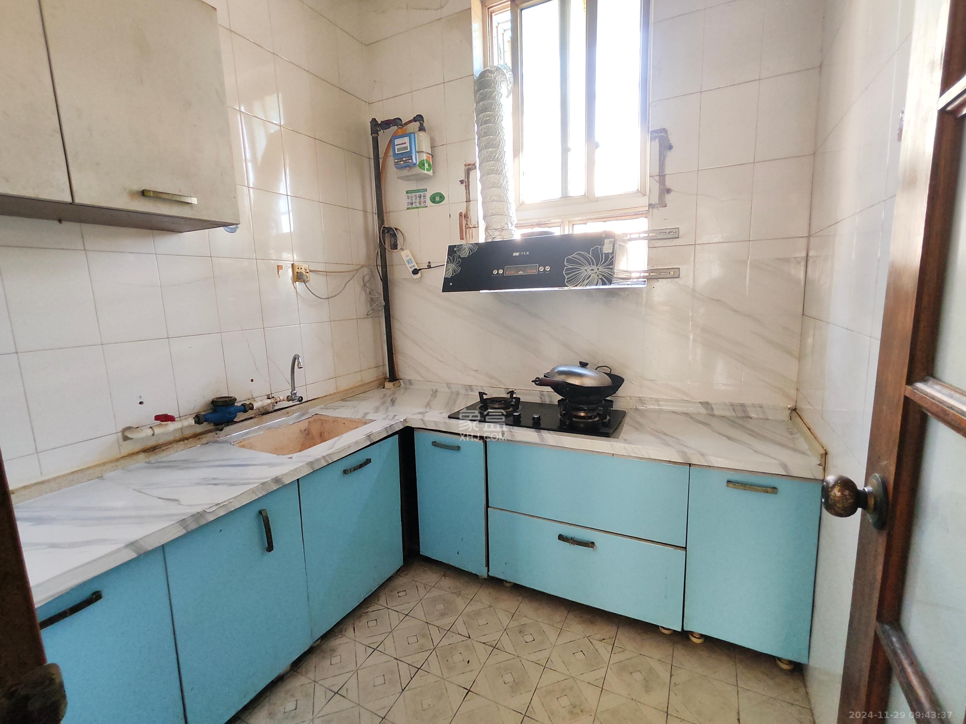 长鑫美树园  3室1厅1卫    1900.0元/月室内图