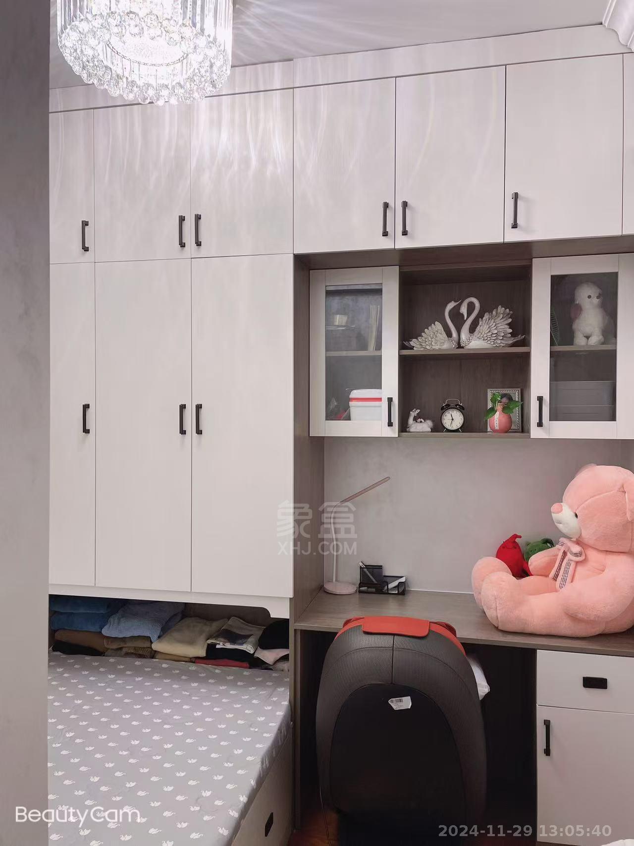 恒大华府 3室2厅1卫 2500.0元/月 恒大华府 3室2厅1卫 2500.0元/月室内图