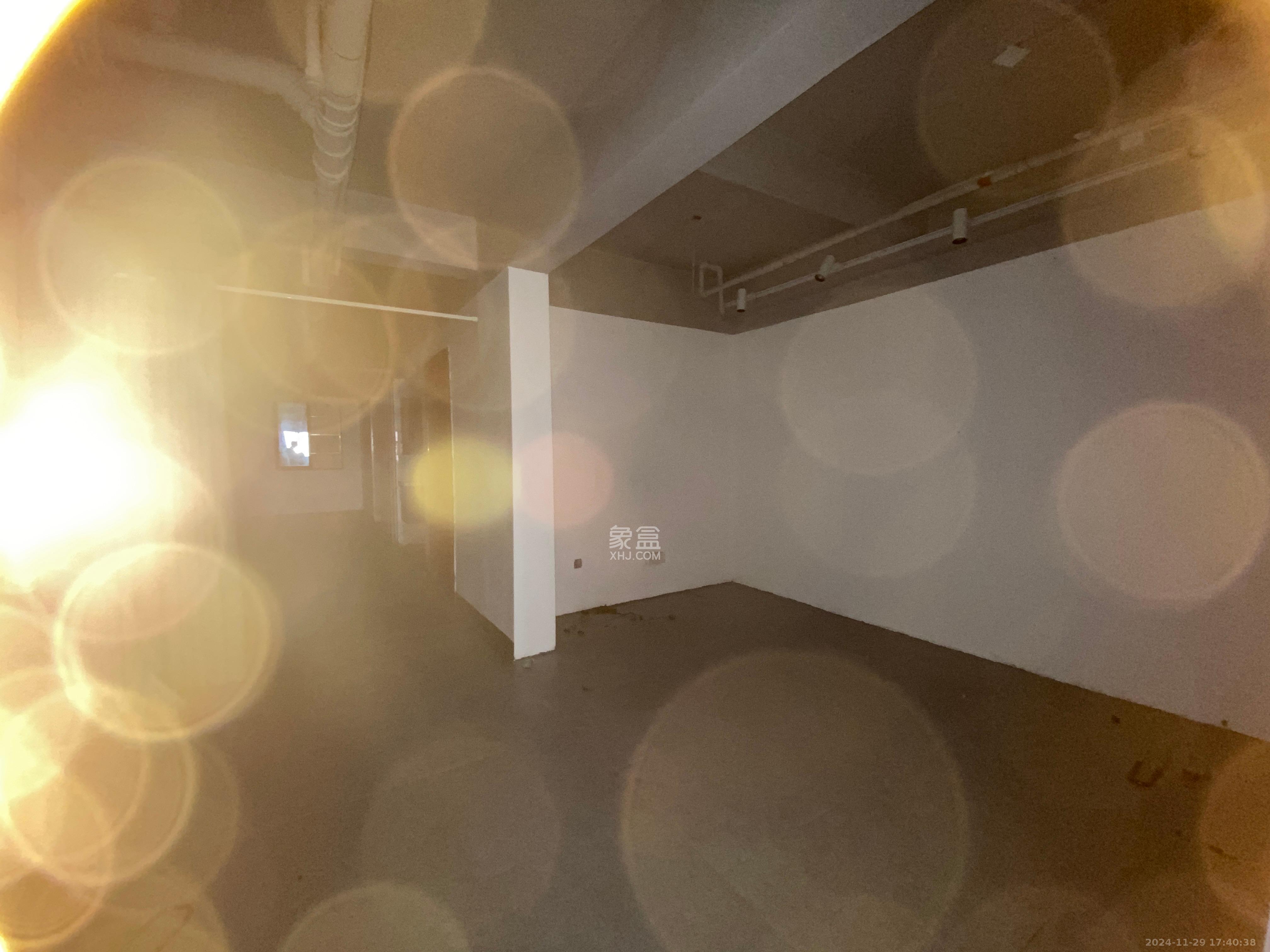 尚城 1室1厅1卫 9000.0元/月 尚城 1室1厅1卫 9000.0元/月室内图