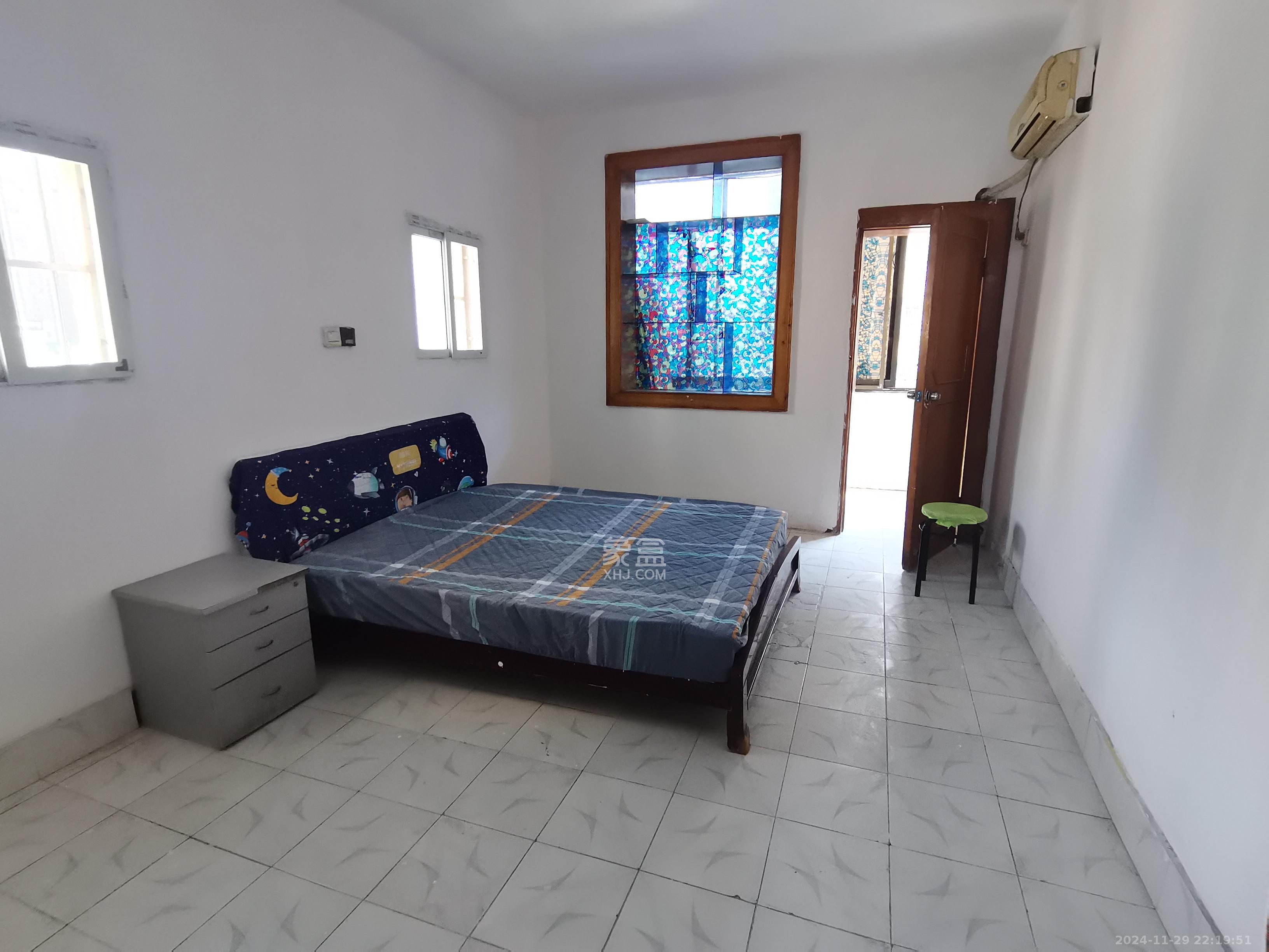 上麻园岭散盘  1室1厅1卫    1400.0元/月 上麻园岭散盘  1室1厅1卫    1400.0元/月室内图1