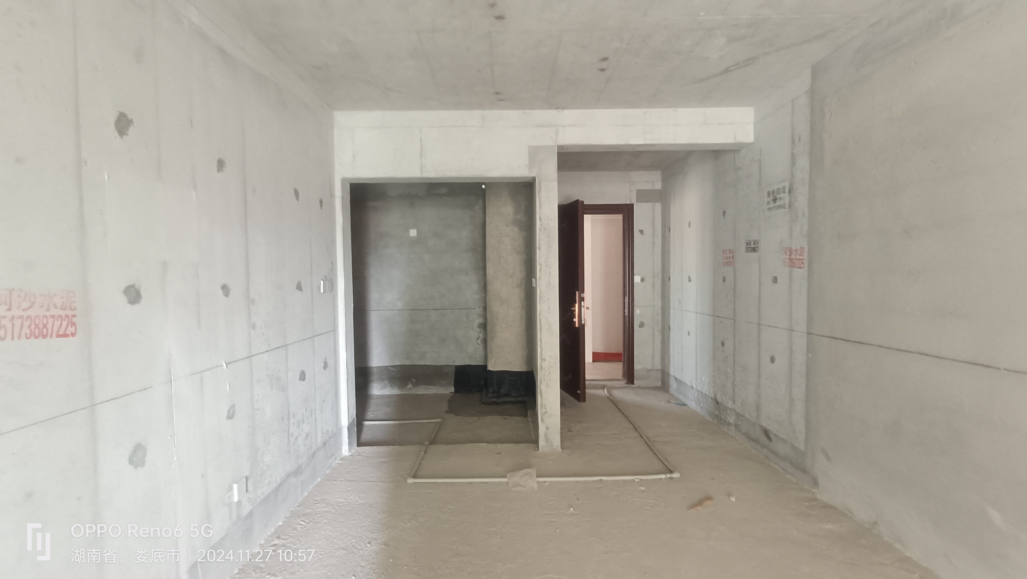 碧桂园正央时代 3室2厅2卫 62.0万 碧桂园正央时代 3室2厅2卫 62.0万客厅