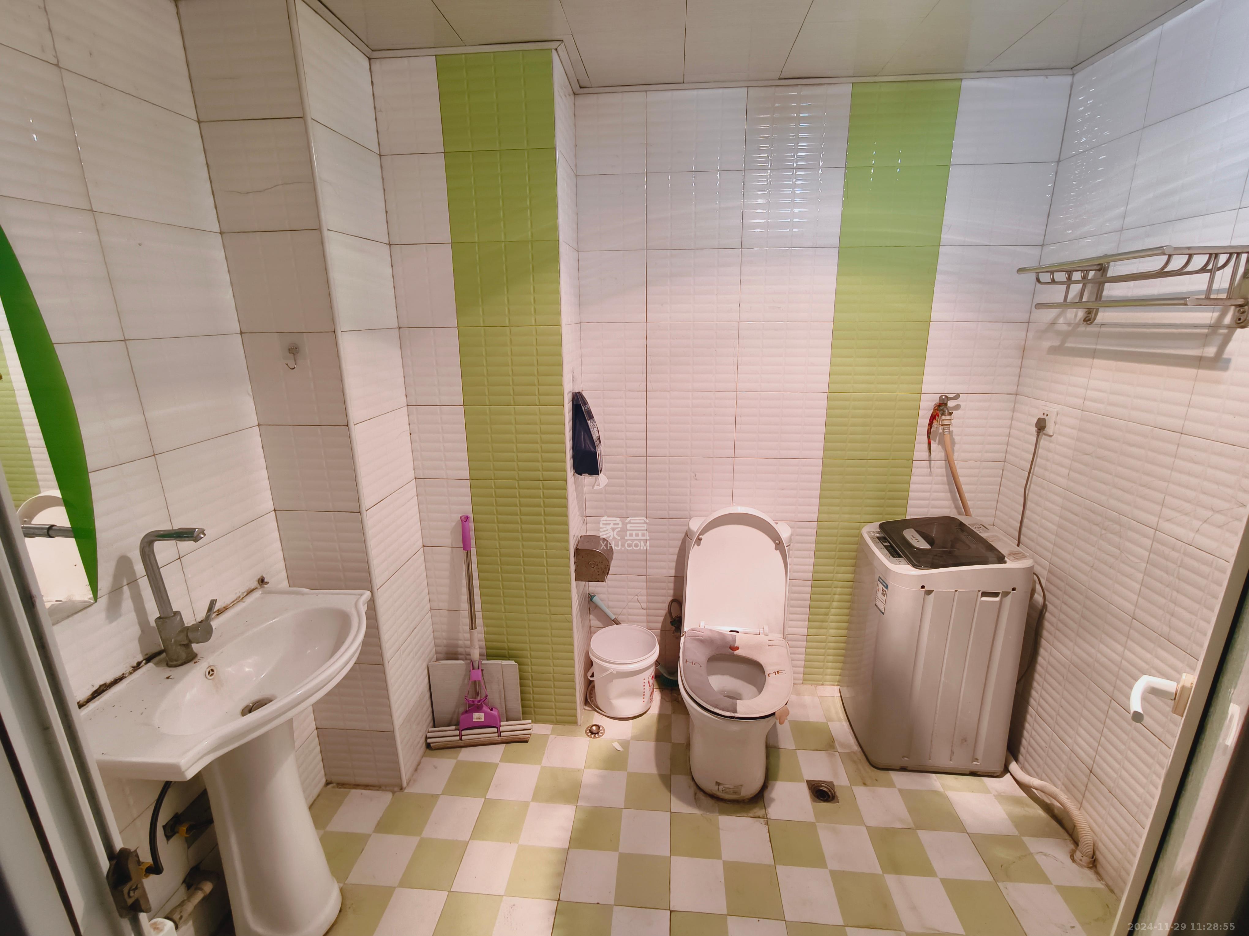 湘聚大厦 1室1厅1卫 1400.0元/月 湘聚大厦 1室1厅1卫 1400.0元/月室内图