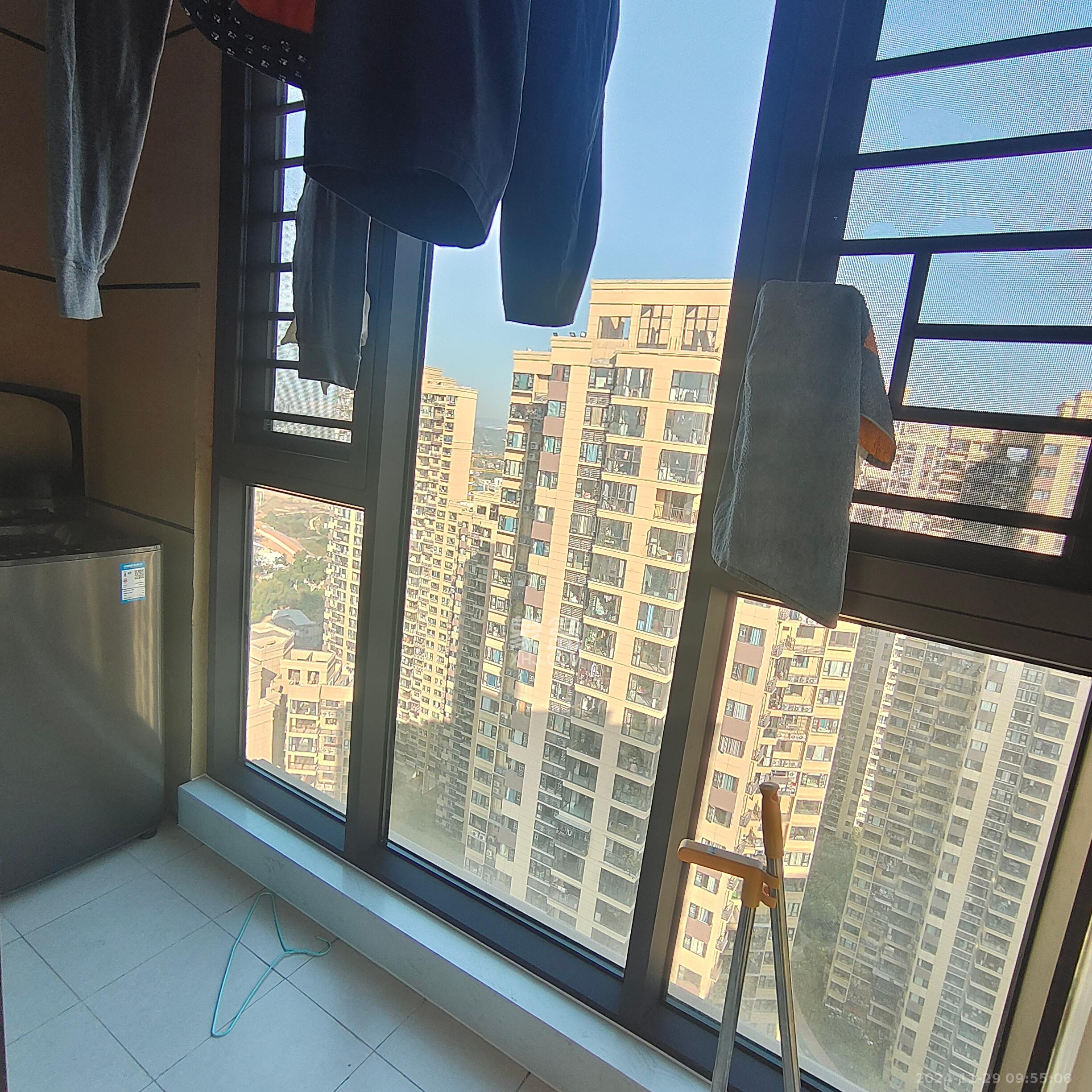 保利香槟国际 4室2厅2卫 2300.0元/月 保利香槟国际 4室2厅2卫 2300.0元/月室内图