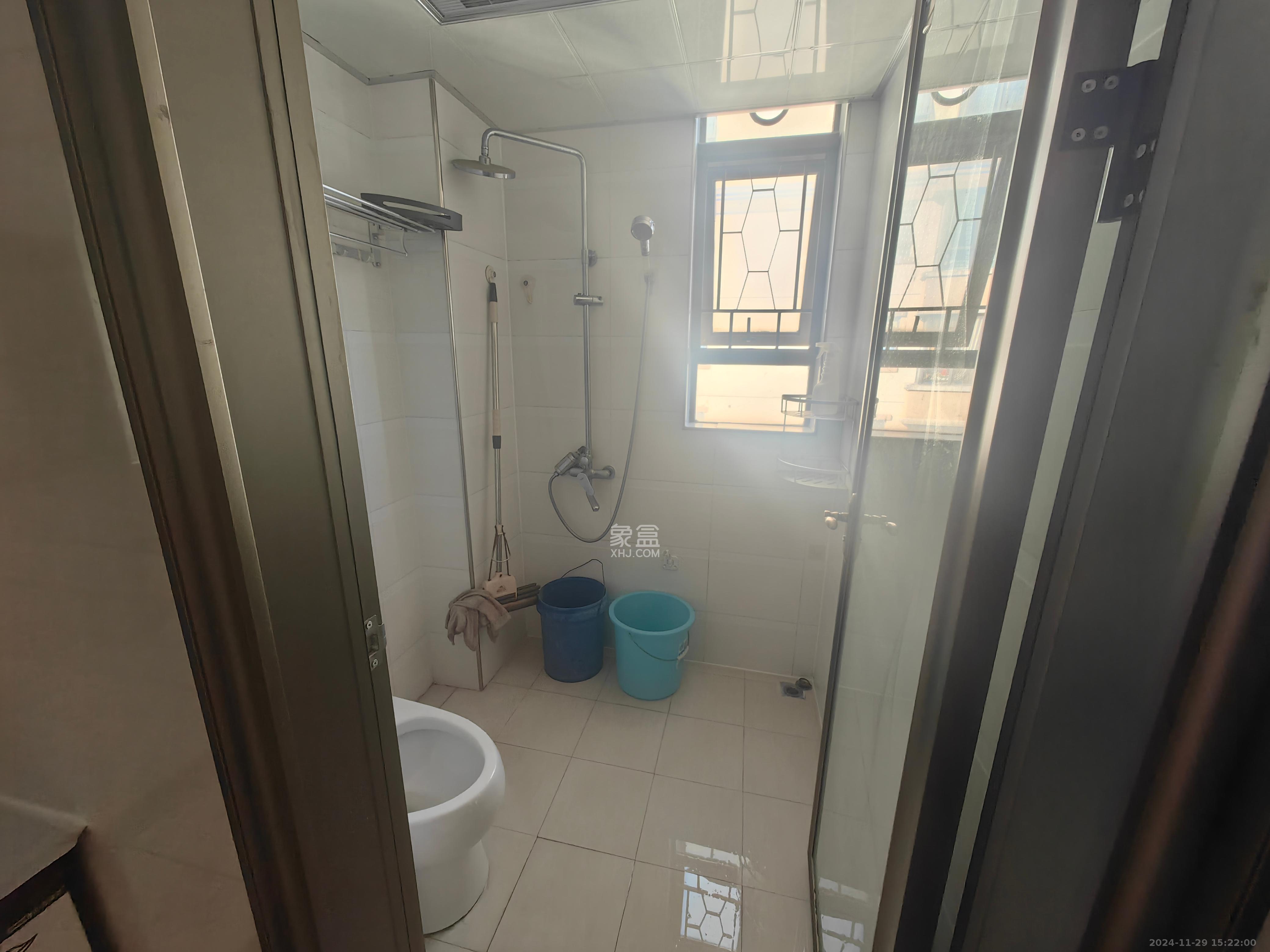佳兆业水岸新都  3室2厅1卫   1600.00元/月室内图