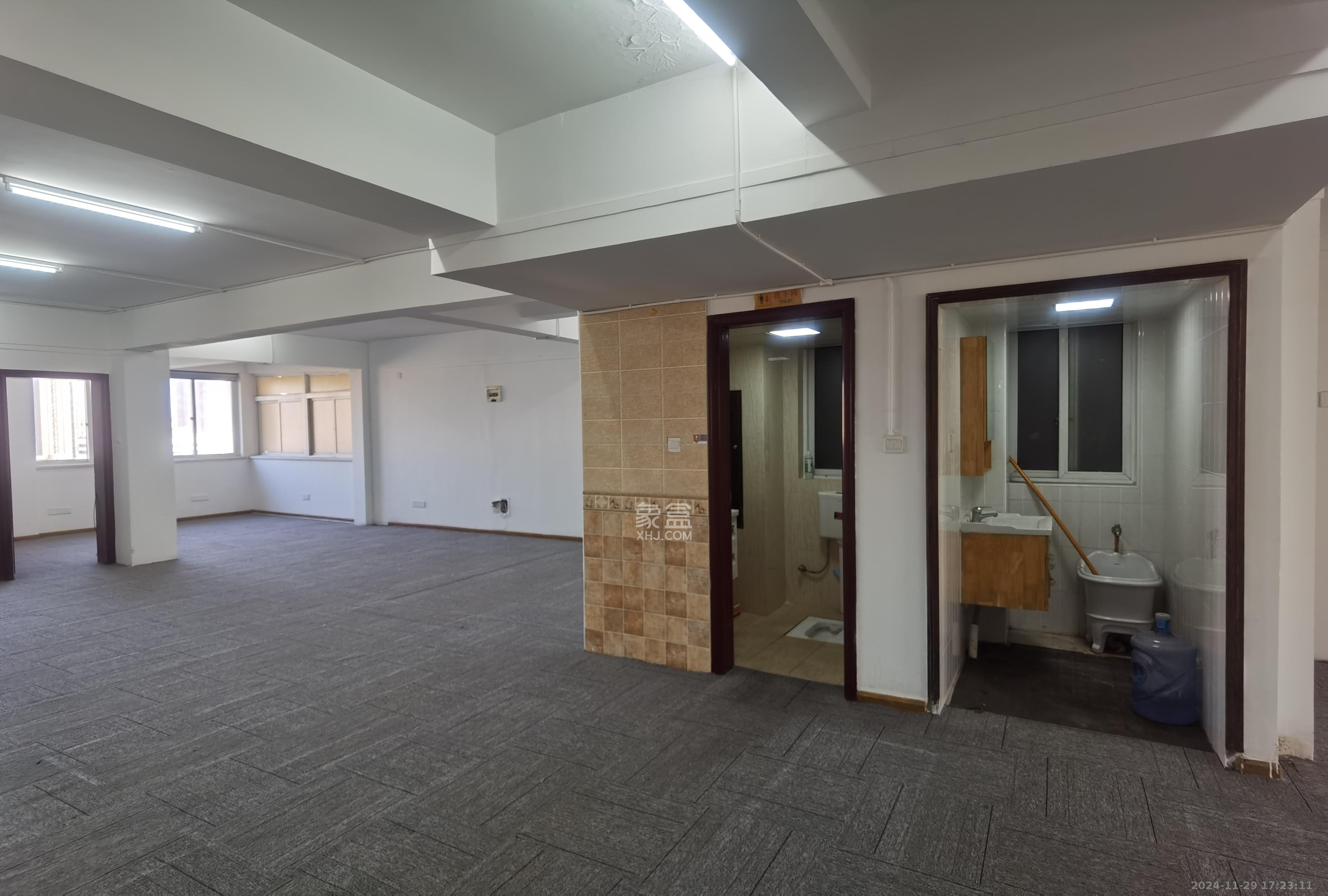 建鸿达现代公寓 1室1厅1卫 13800.0元/月 建鸿达现代公寓 1室1厅1卫 13800.0元/月室内图