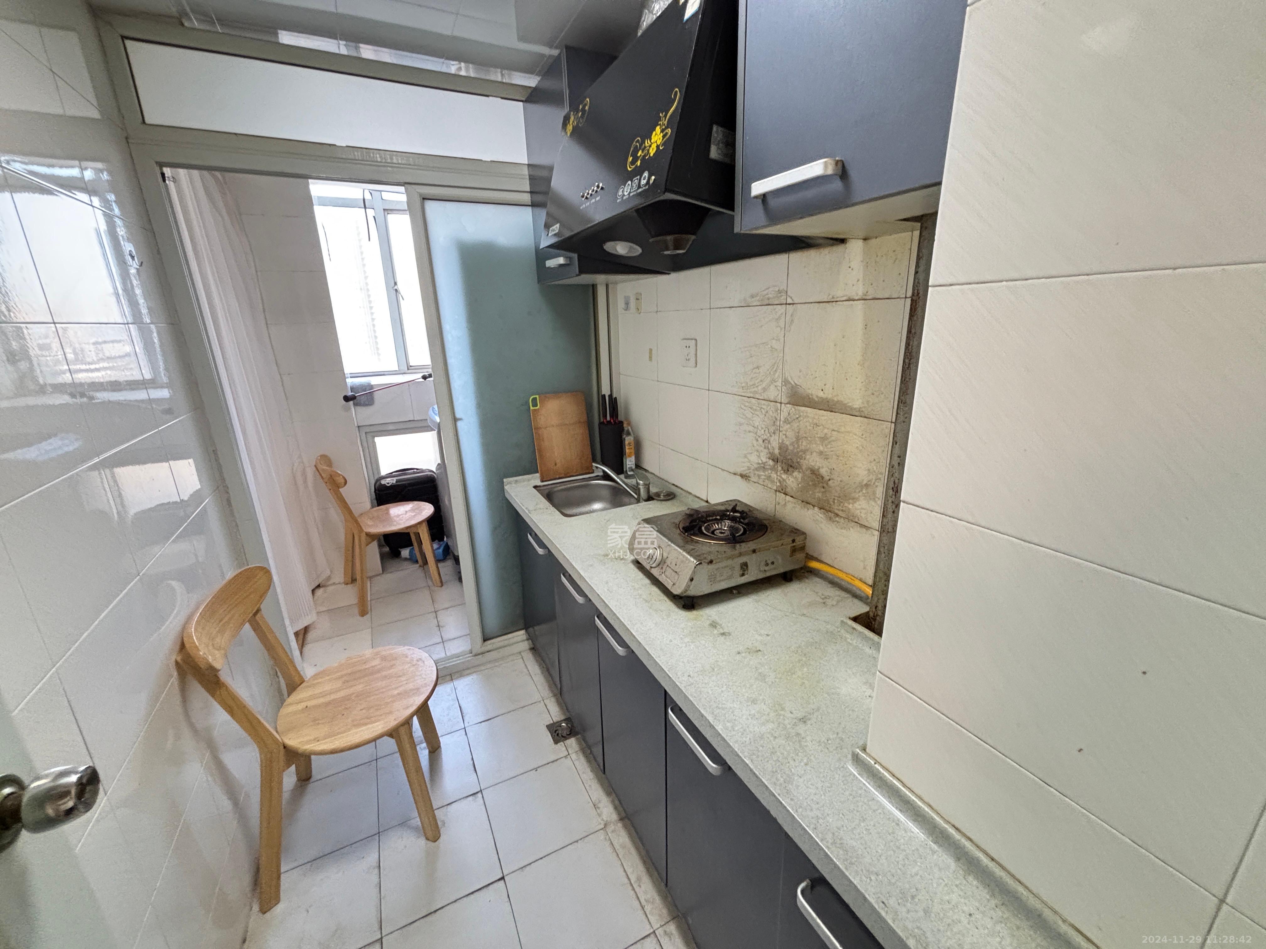 中远公馆 1室1厅1卫 1500.0元/月 中远公馆 1室1厅1卫 1500.0元/月室内图