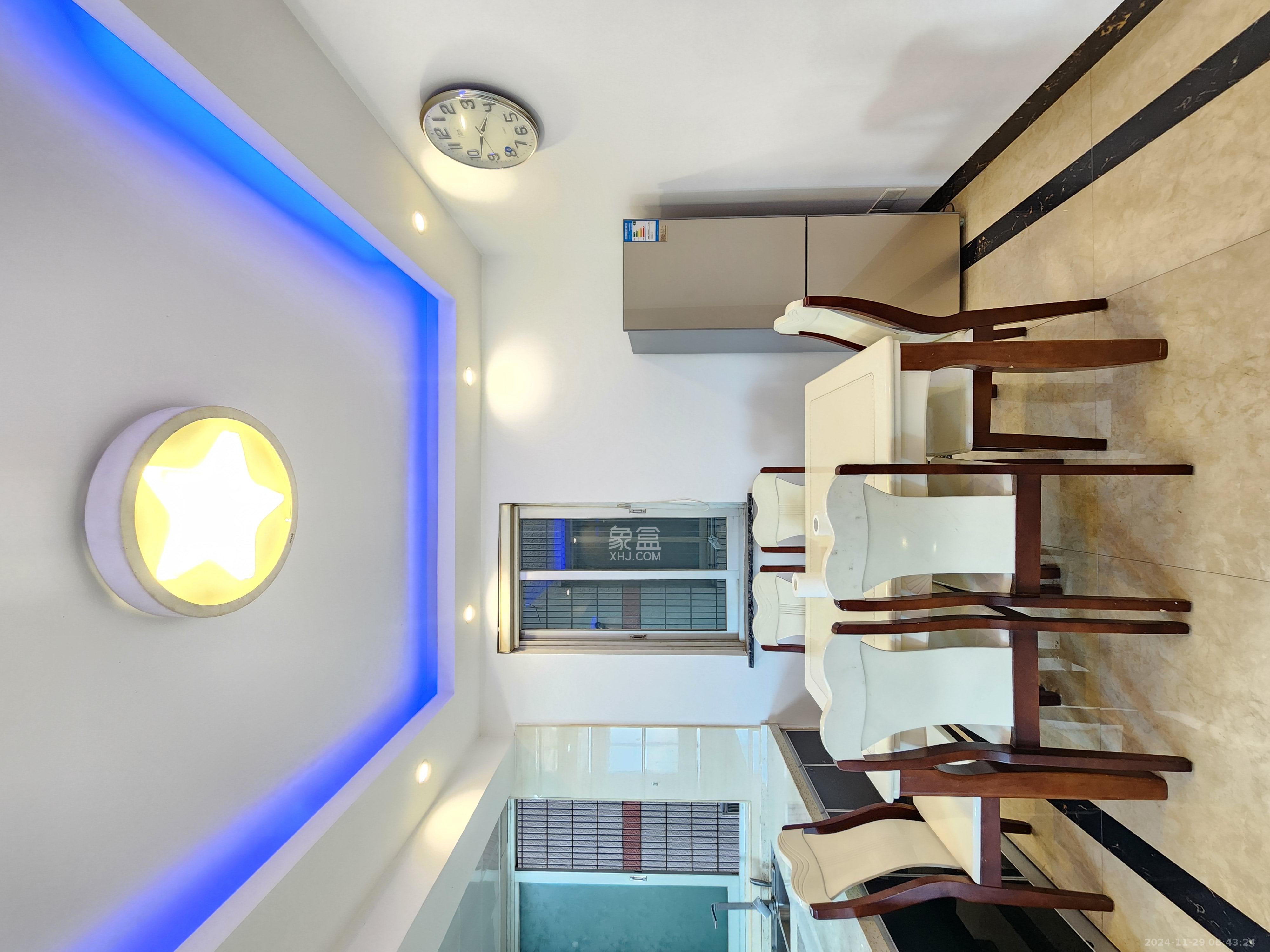 海东青大厦  2室1厅1卫    3500.0元/月 海东青大厦  2室1厅1卫    3500.0元/月室内图