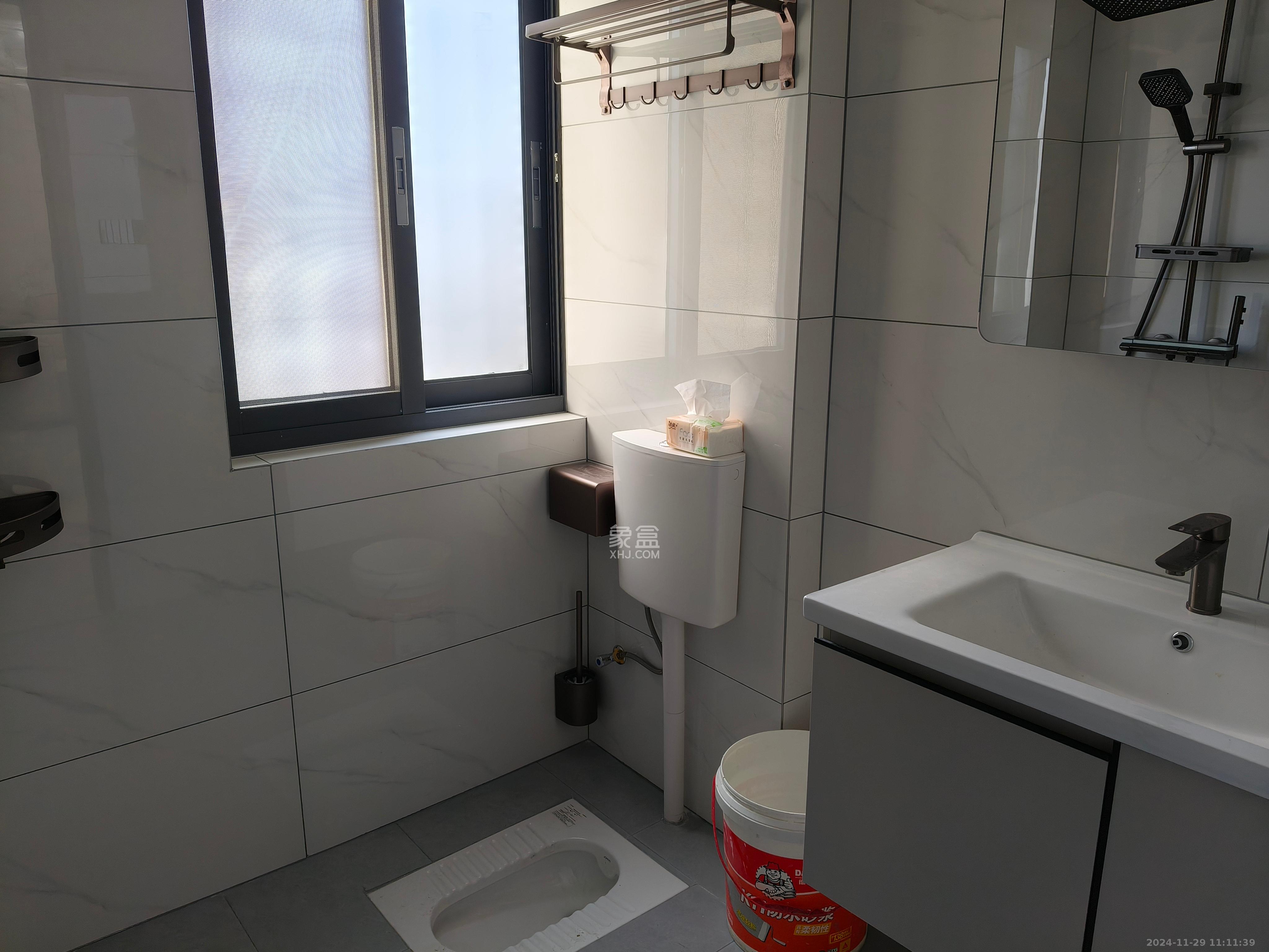 桥头家园三期 2室1厅1卫 1800.0元/月 桥头家园三期 2室1厅1卫 1800.0元/月室内图