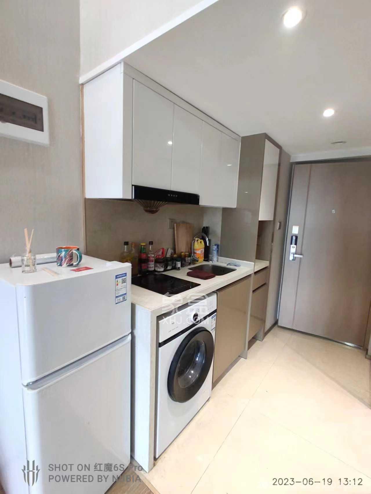 华远海蓝郡 2室1厅1卫 1300.0元/月 华远海蓝郡 2室1厅1卫 1300.0元/月室内图