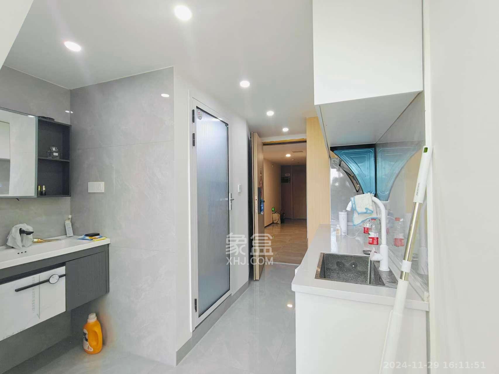 珠江花城好世界 1室1厅1卫 2200.0元/月 珠江花城好世界 1室1厅1卫 2200.0元/月室内图