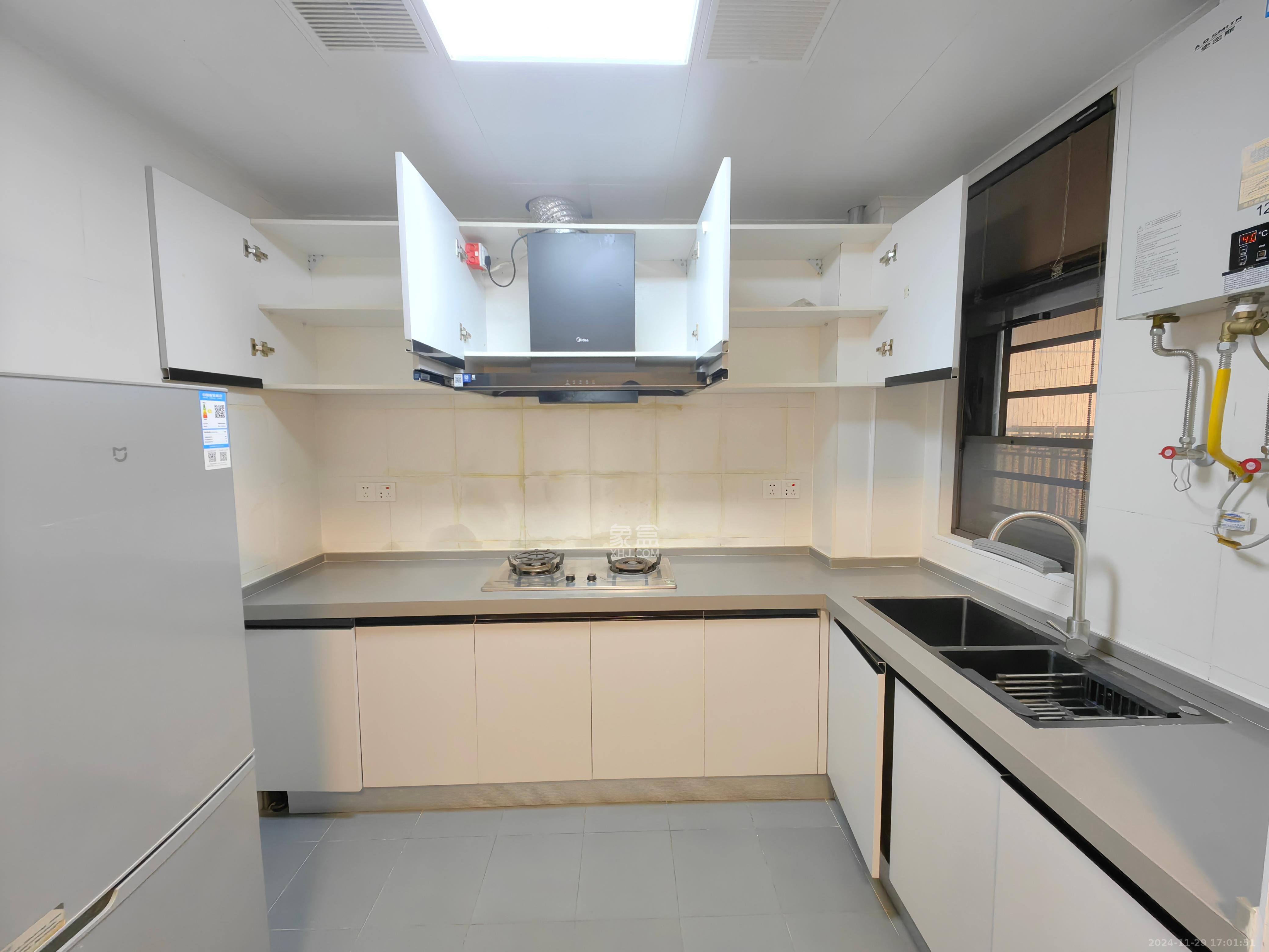 建发央著  3室2厅1卫   3500.00元/月室内图