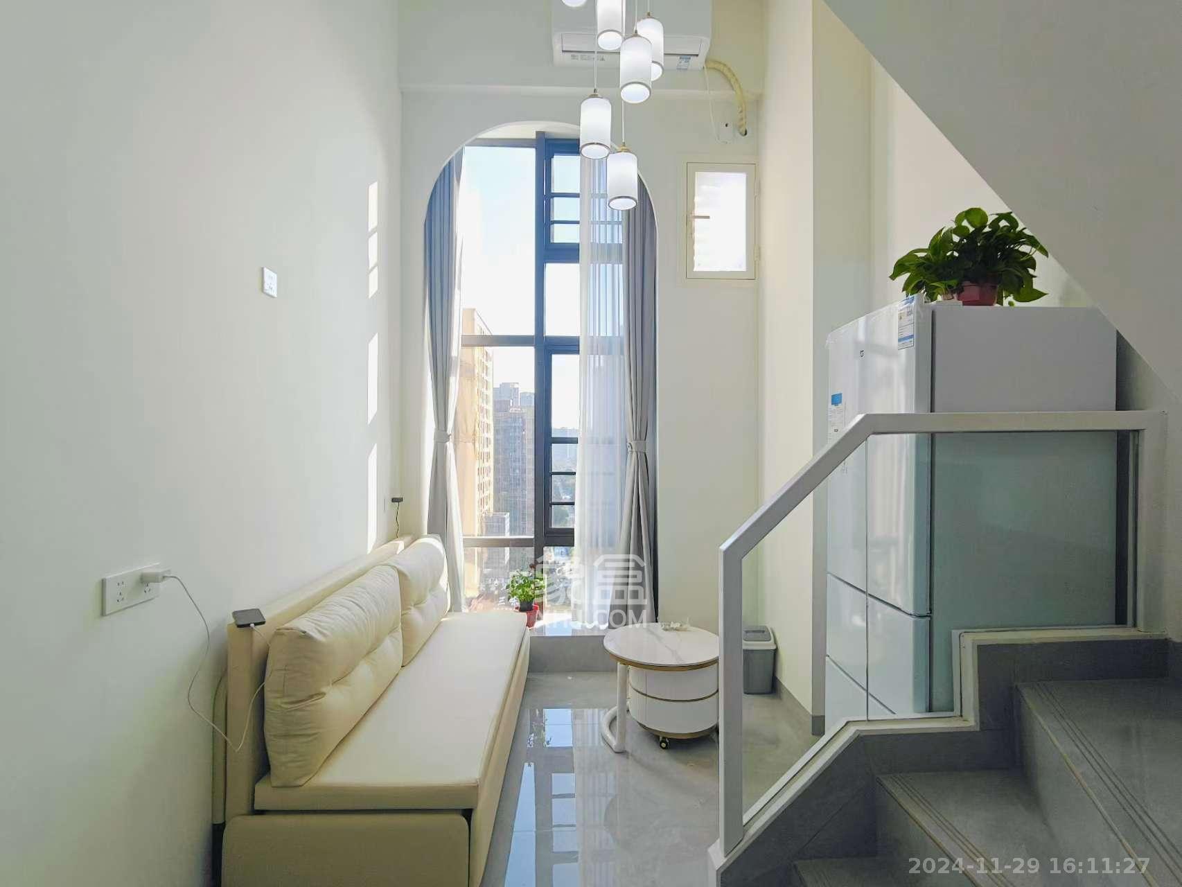 珠江花城好世界 1室1厅1卫 2200.0元/月 珠江花城好世界 1室1厅1卫 2200.0元/月室内图