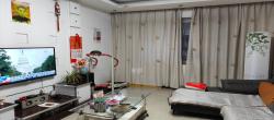 芙蓉小区  4室2厅2卫   30.00万