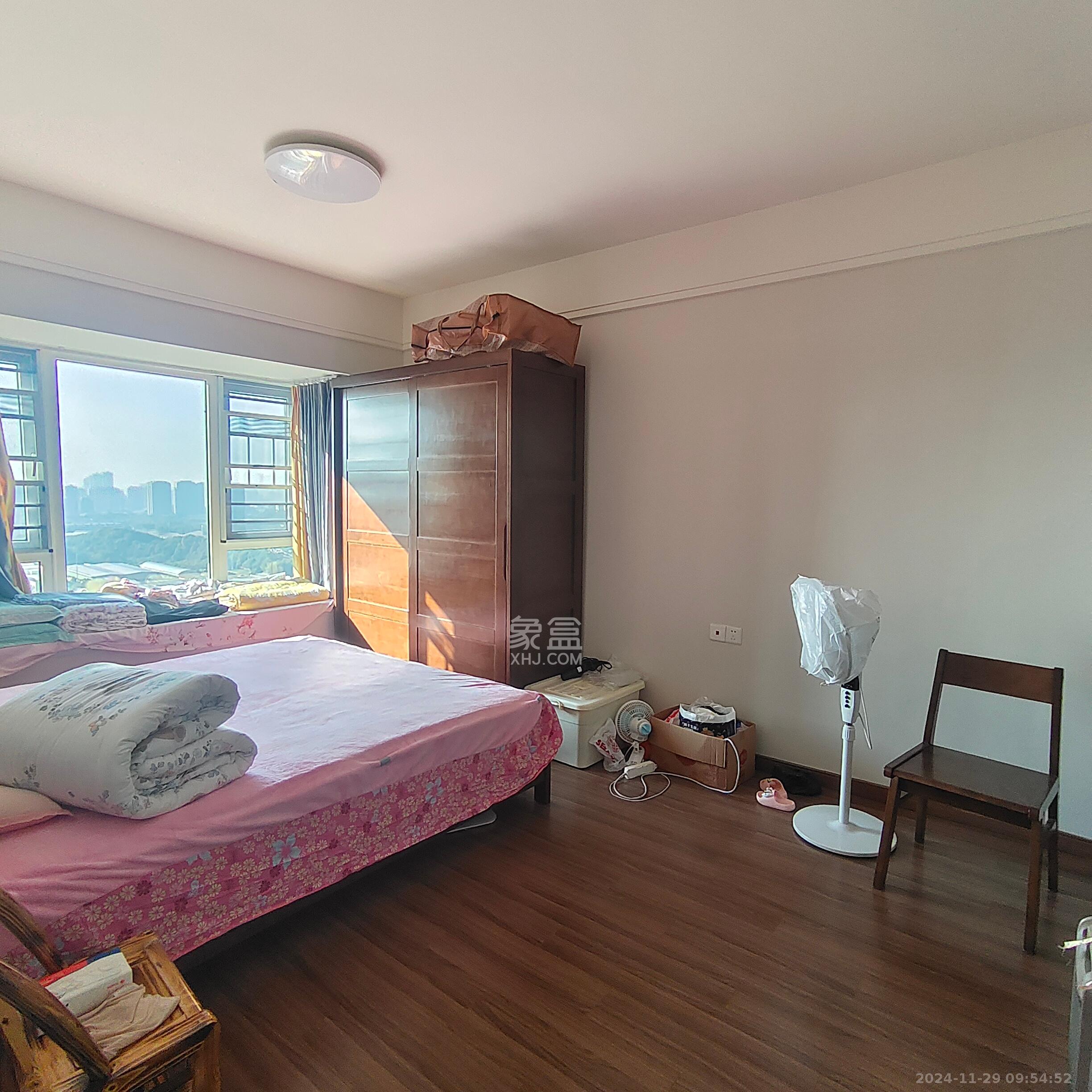 保利香槟国际 4室2厅2卫 2300.0元/月 保利香槟国际 4室2厅2卫 2300.0元/月室内图