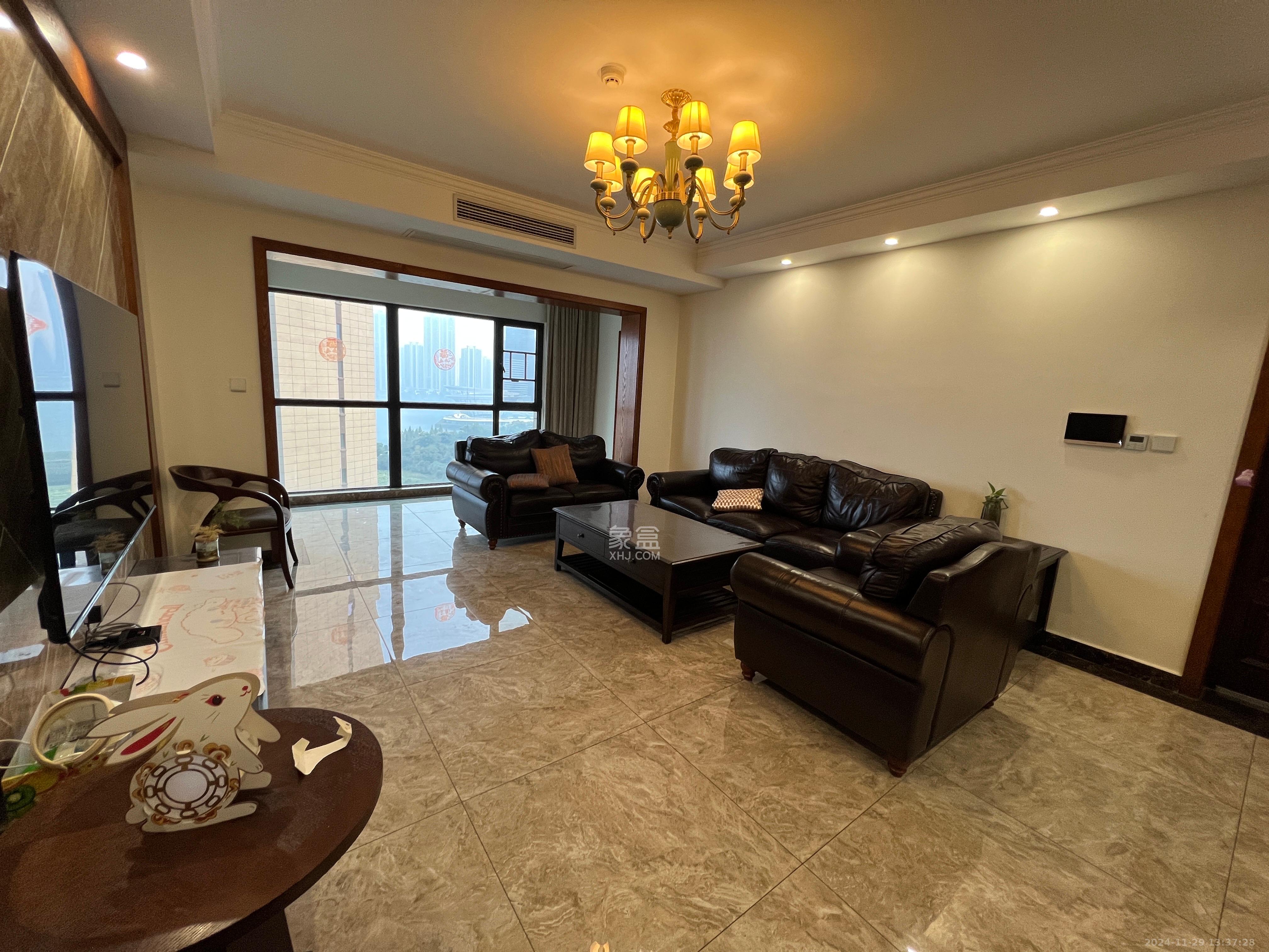 晟通牡丹舸  1室2厅2卫    5500.0元/月 晟通牡丹舸  1室2厅2卫    5500.0元/月室内图