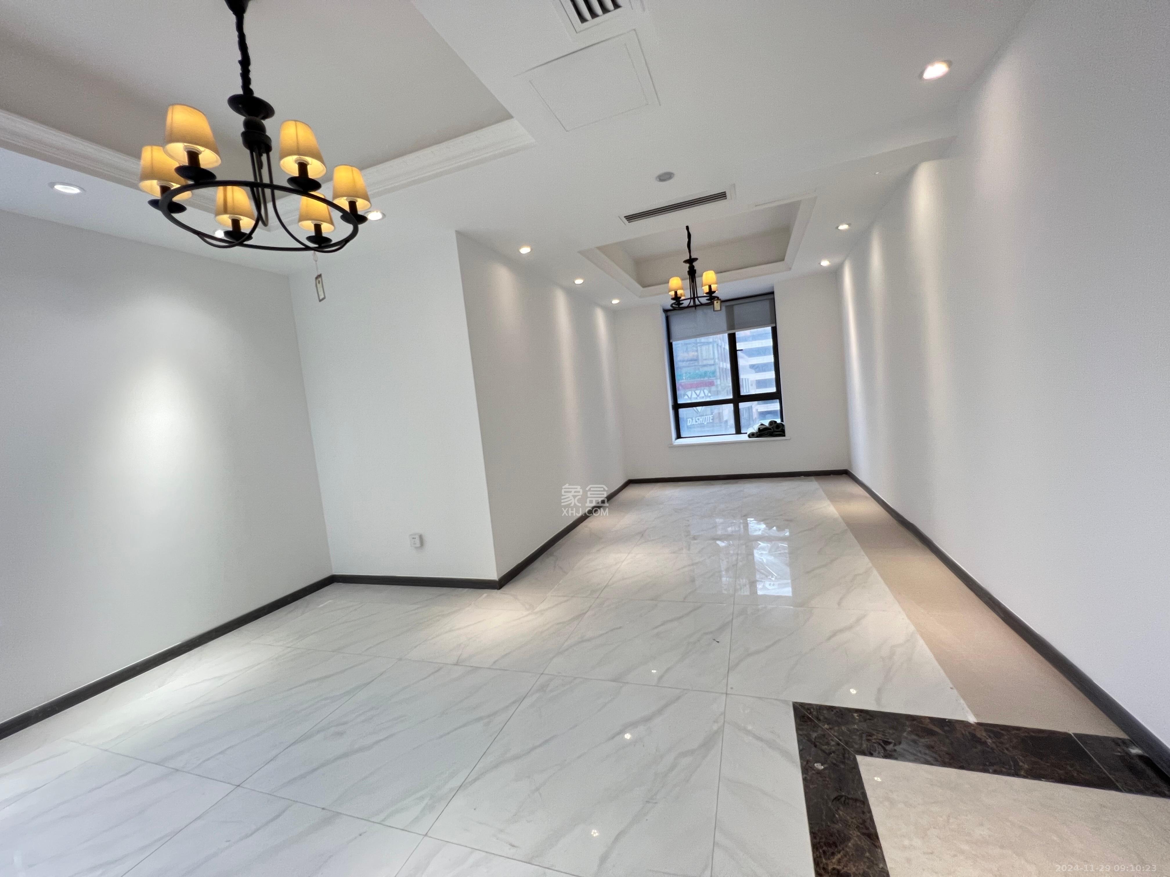 华晨国际公馆 8室2厅1卫 7500.0元/月 华晨国际公馆 8室2厅1卫 7500.0元/月室内图