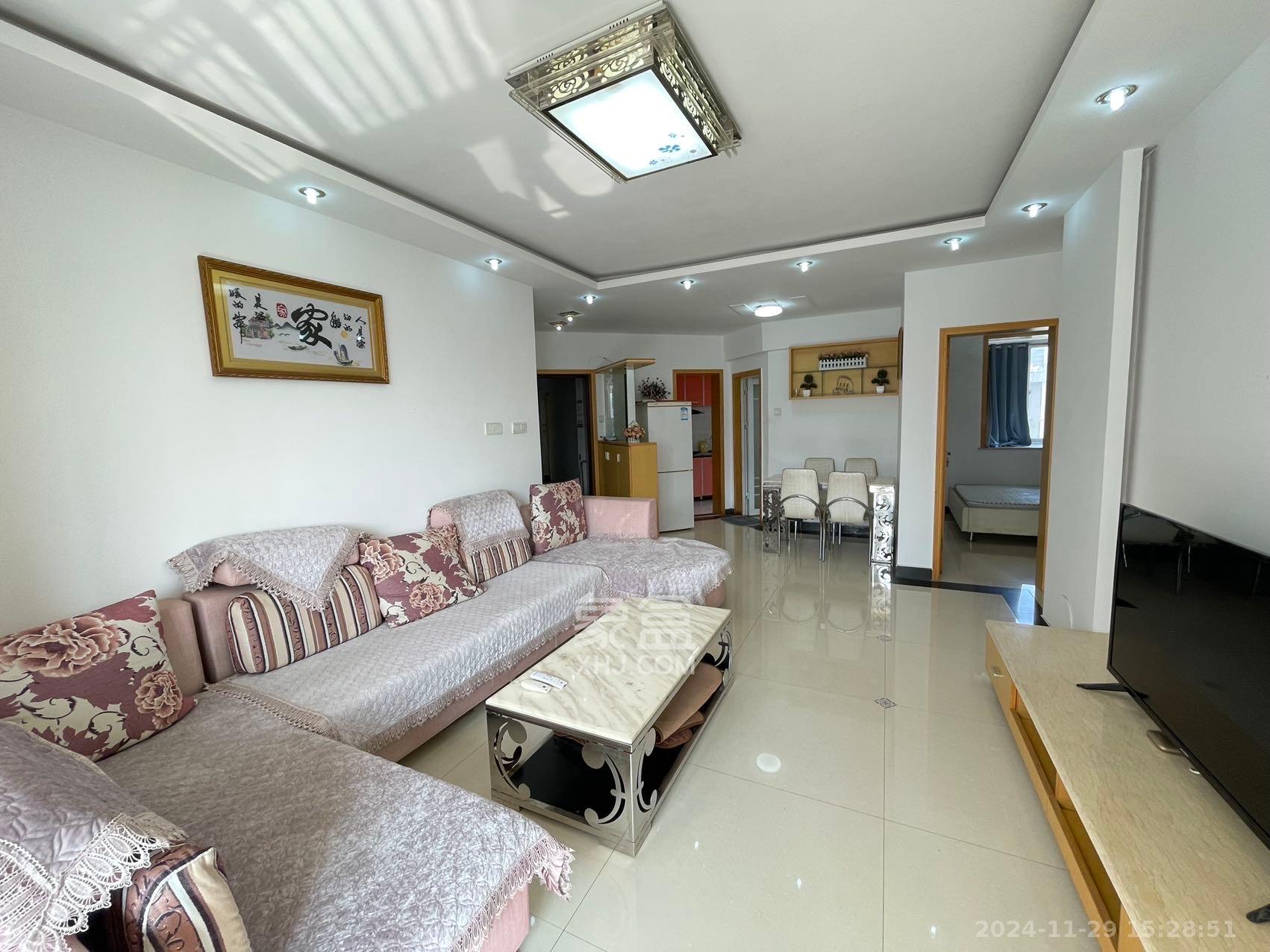 龙王港社区 2室1厅1卫 2400.0元/月 龙王港社区 2室1厅1卫 2400.0元/月室内图